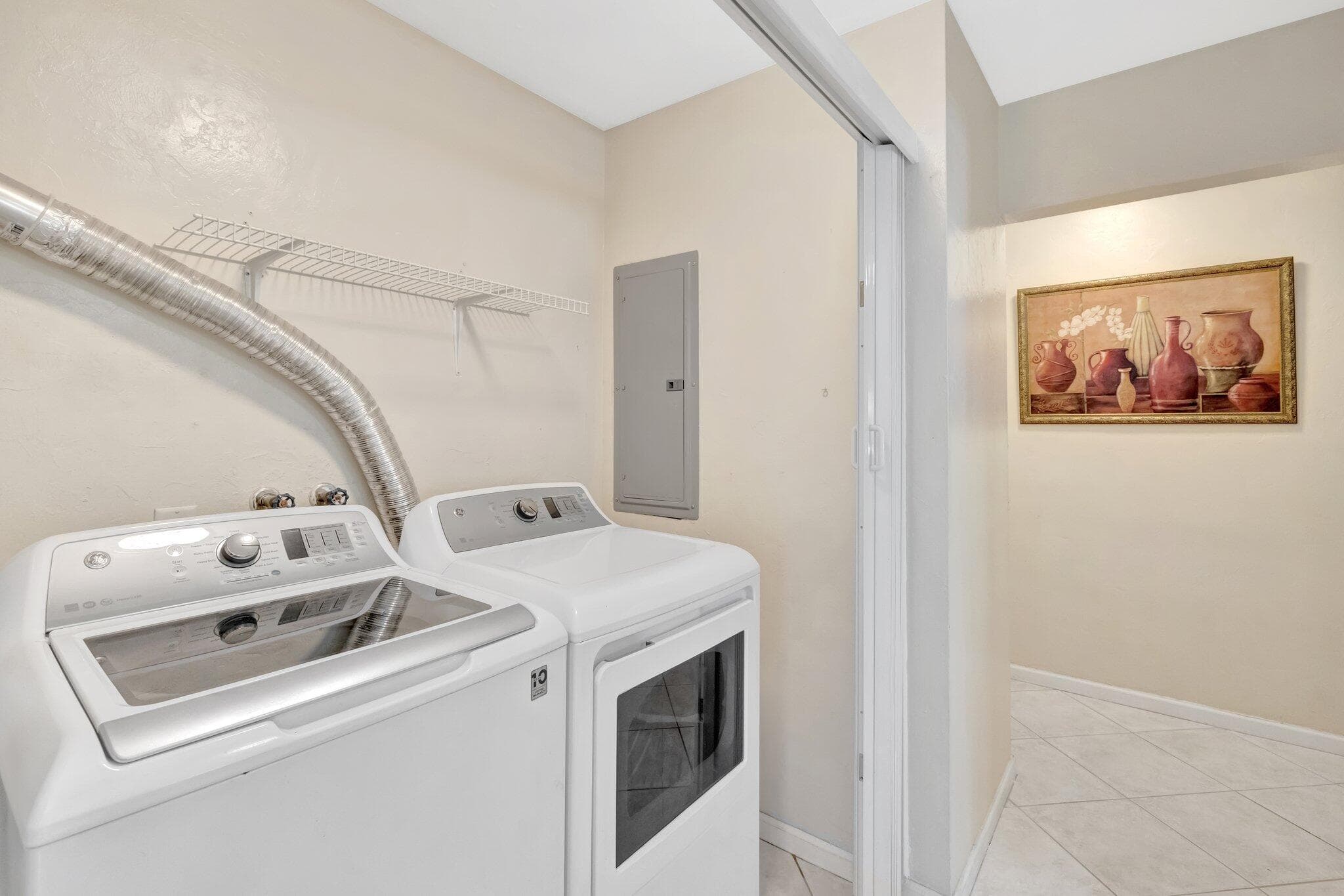 3792 NE 19th Avenue, Oakland Park, FL 33308 — photo 25 of 56