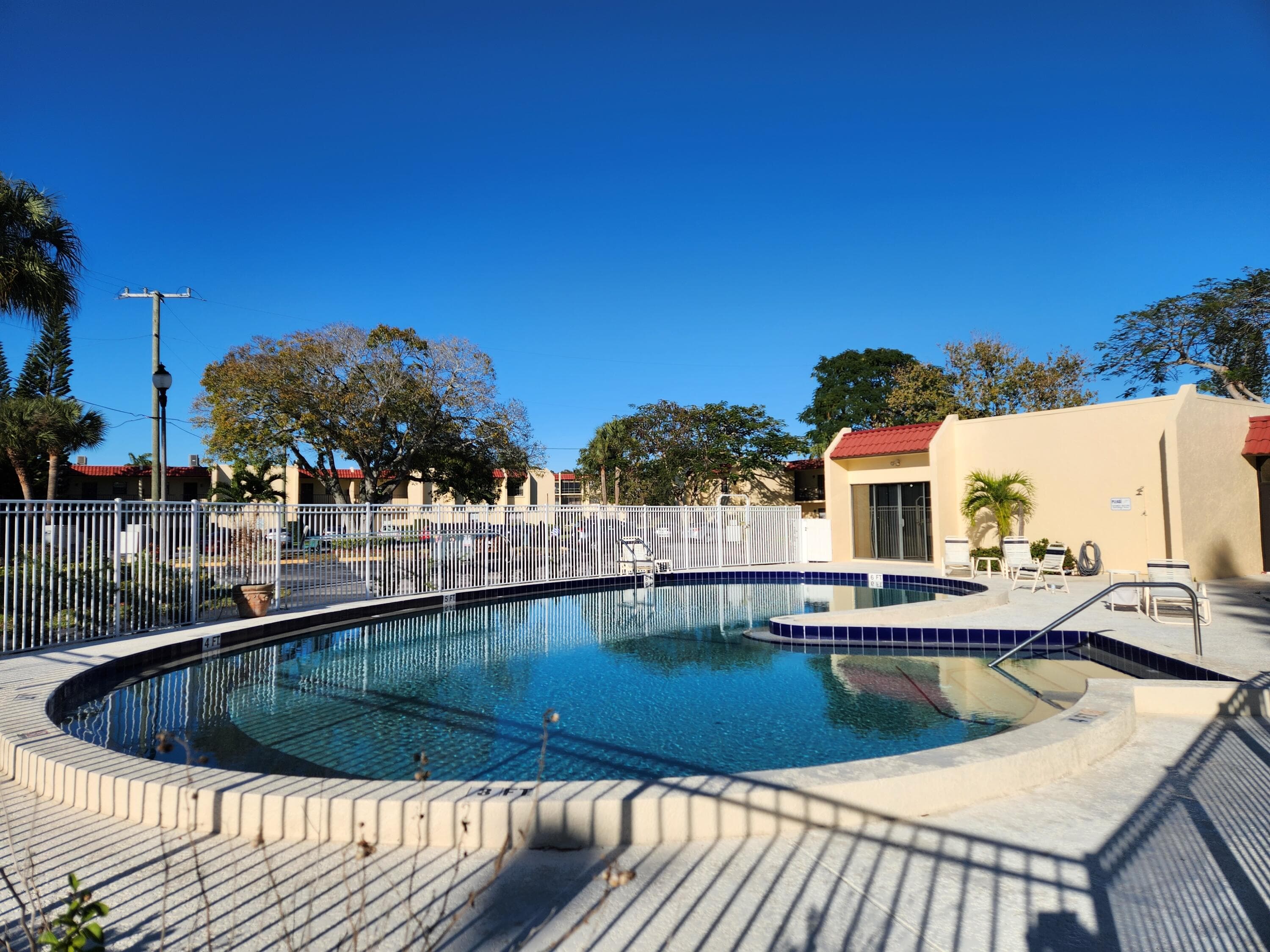 2050 Oleander Boulevard 8-109, Fort Pierce, FL 34950 — photo 11 of 12