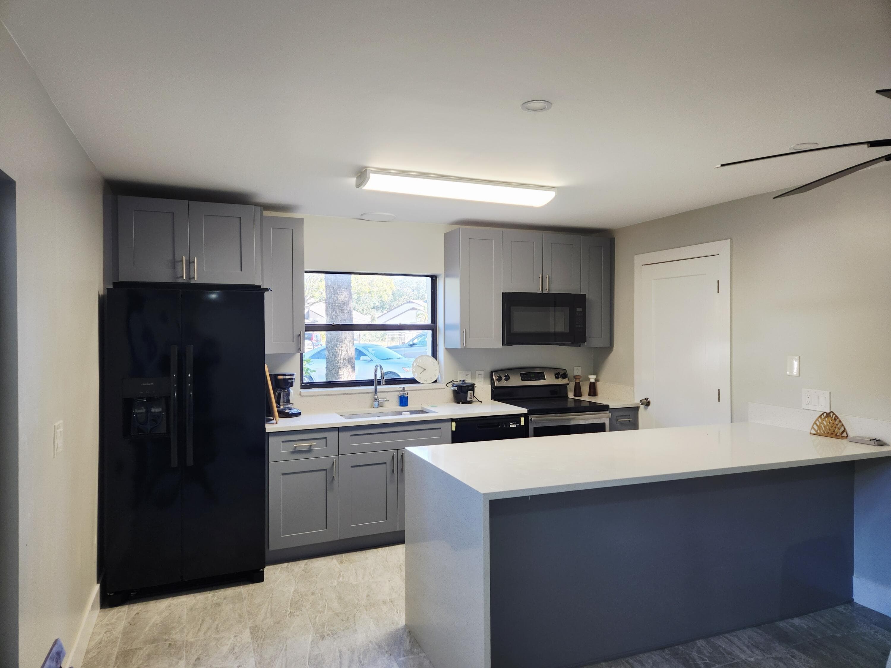 2050 Oleander Boulevard 8-109, Fort Pierce, FL 34950 — photo 5 of 12
