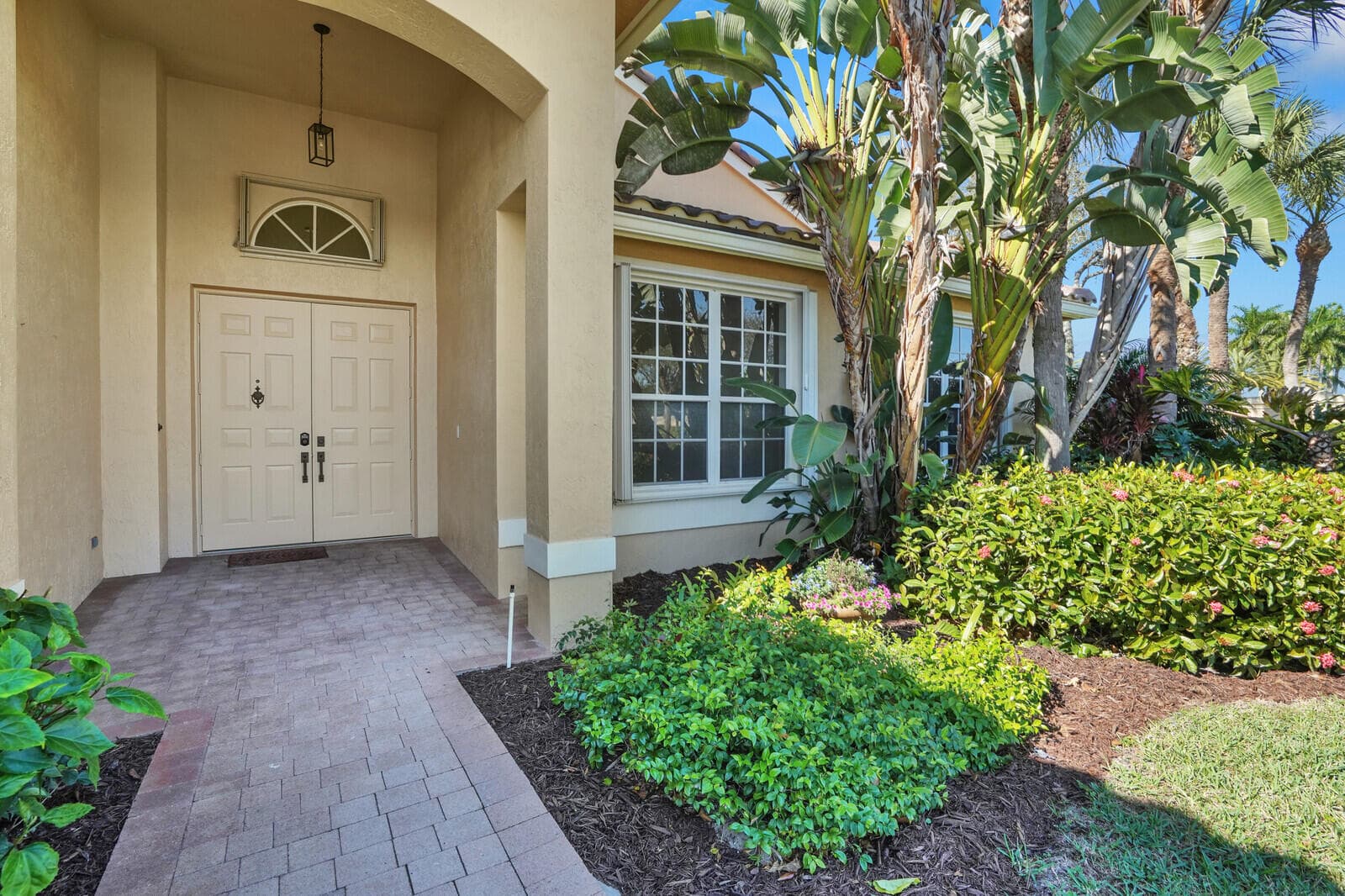 8957 Torcello Way, Boynton Beach, FL 33472 — photo 3 of 28