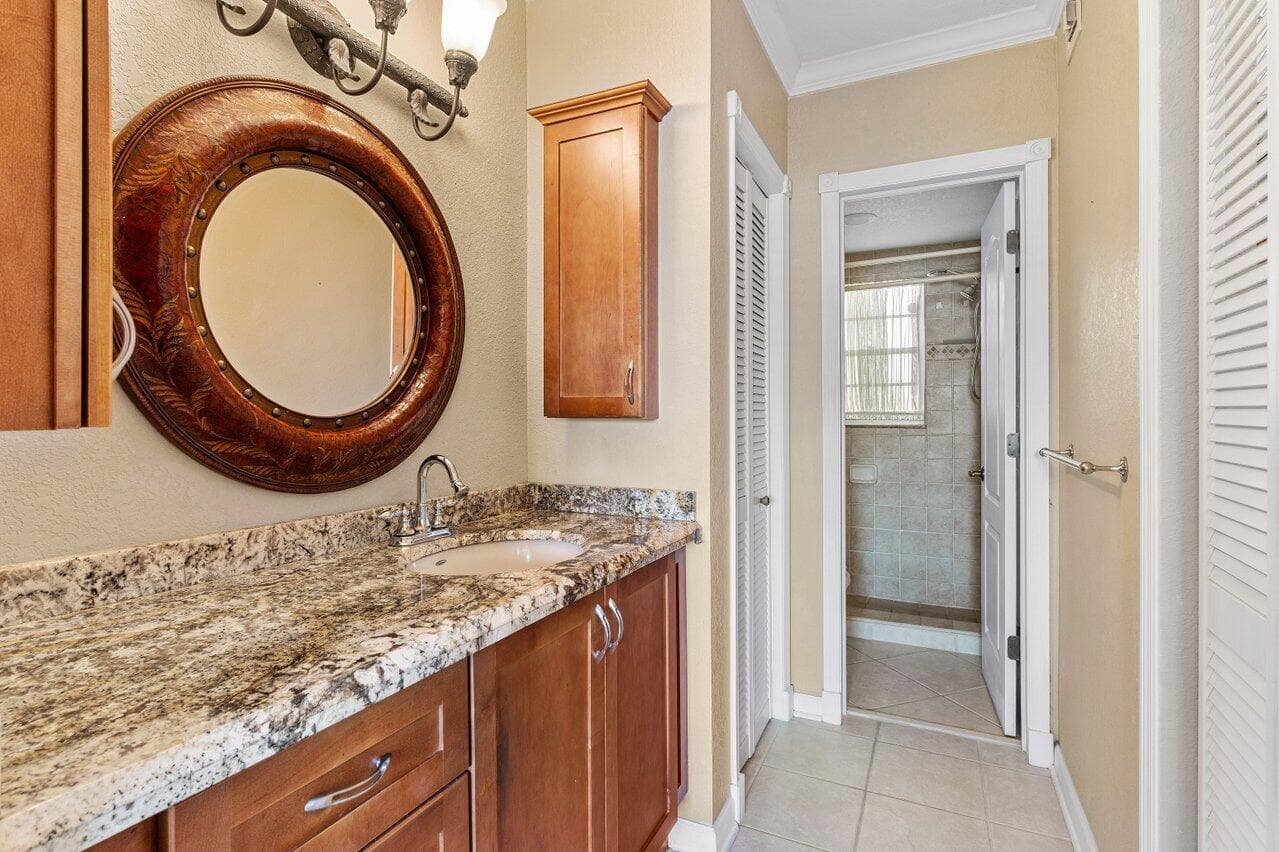 2201 SE 9th Street 107, Pompano Beach, FL 33062 — photo 16 of 34