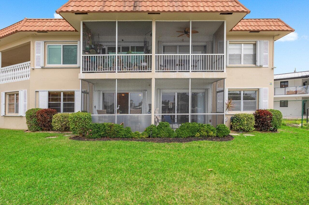 2201 SE 9th Street 107, Pompano Beach, FL 33062 — photo 23 of 34