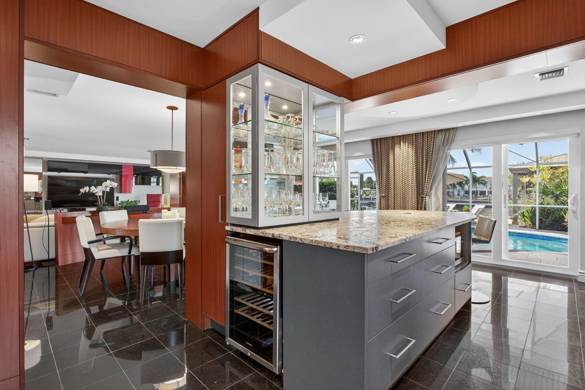 1141 SE 9th Avenue, Pompano Beach, FL 33060 — photo 11 of 57