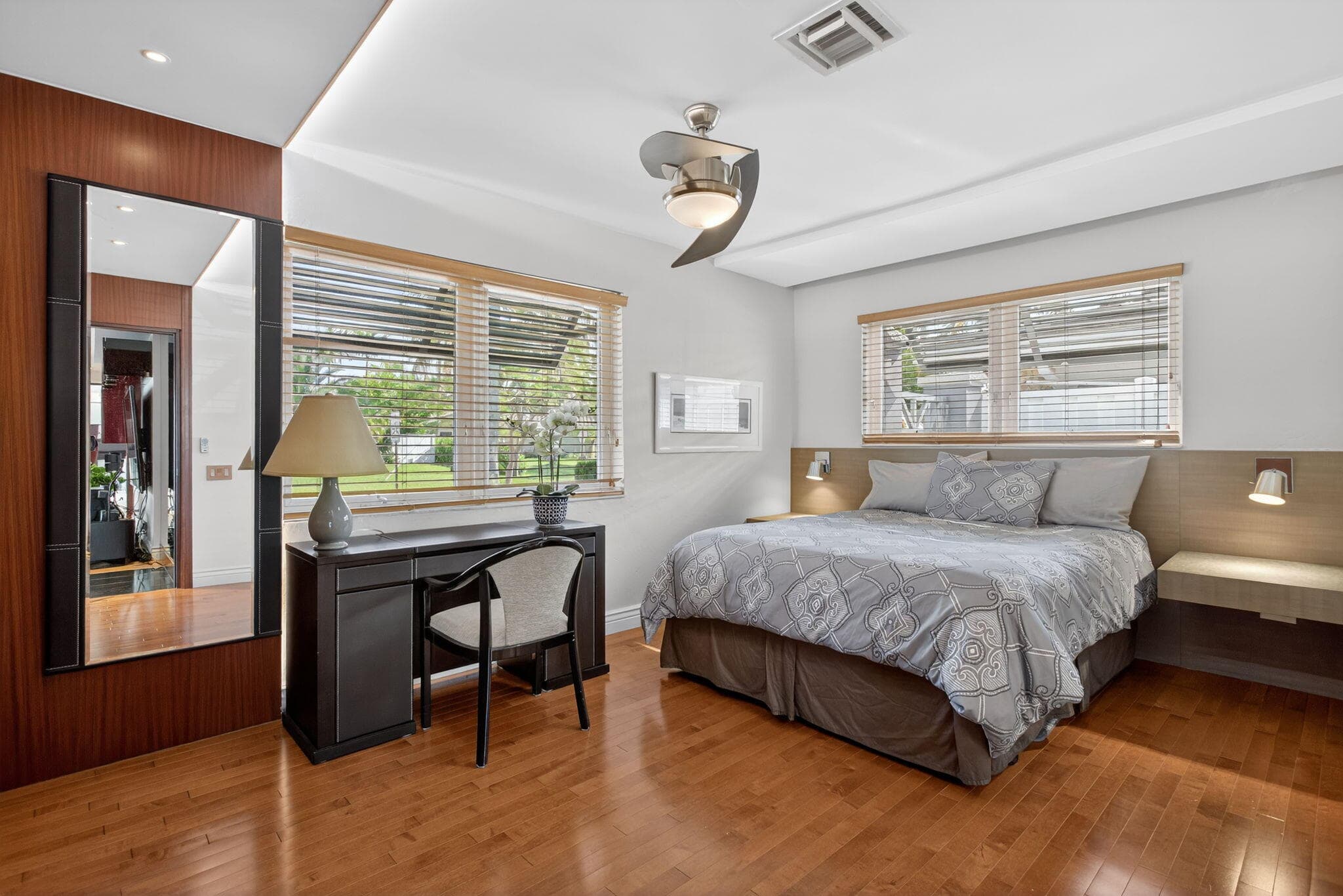 1141 SE 9th Avenue, Pompano Beach, FL 33060 — photo 32 of 57