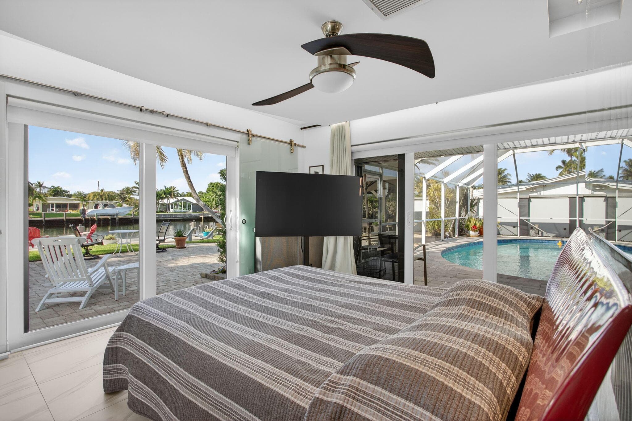 1141 SE 9th Avenue, Pompano Beach, FL 33060 — photo 25 of 57