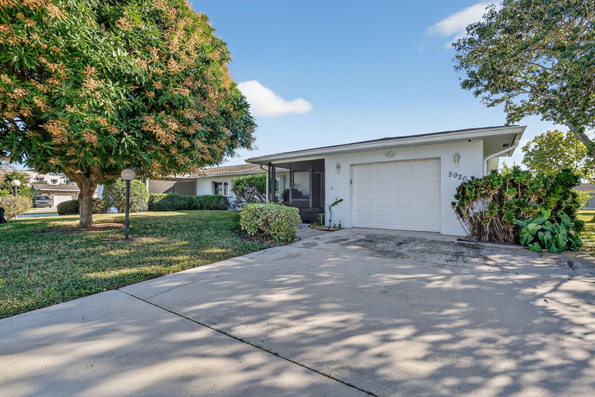 5926 N Los Alamos Lane, Delray Beach, FL 33484 — photo 1 of 35