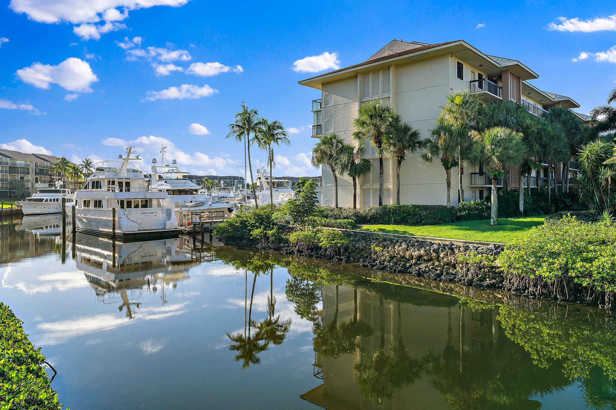 2601 Marina Isle Way 402, Jupiter, FL 33477 — photo 4 of 58