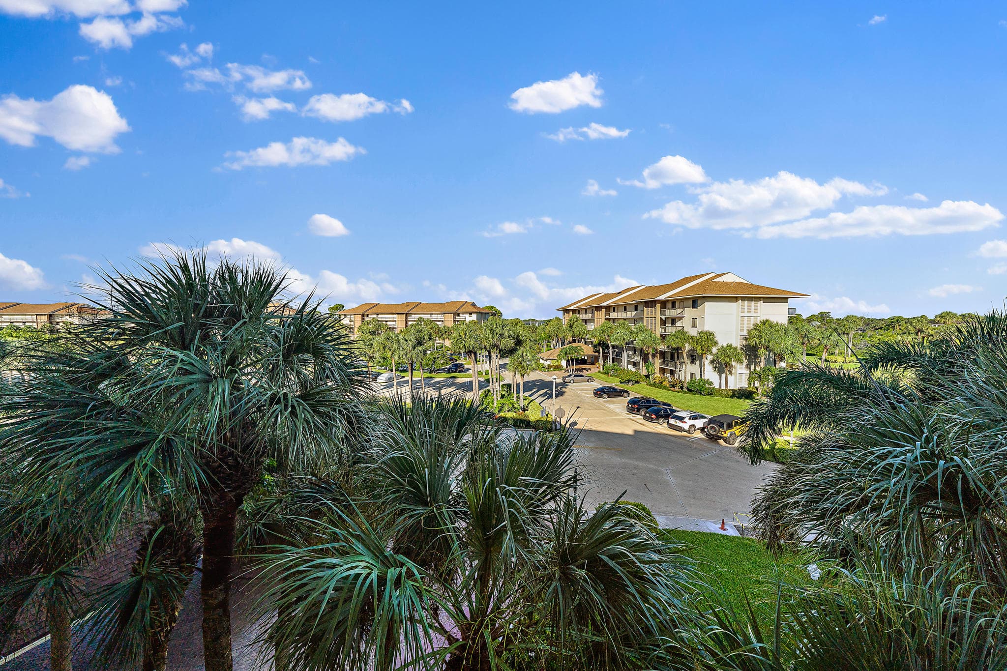2601 Marina Isle Way 402, Jupiter, FL 33477 — photo 6 of 58