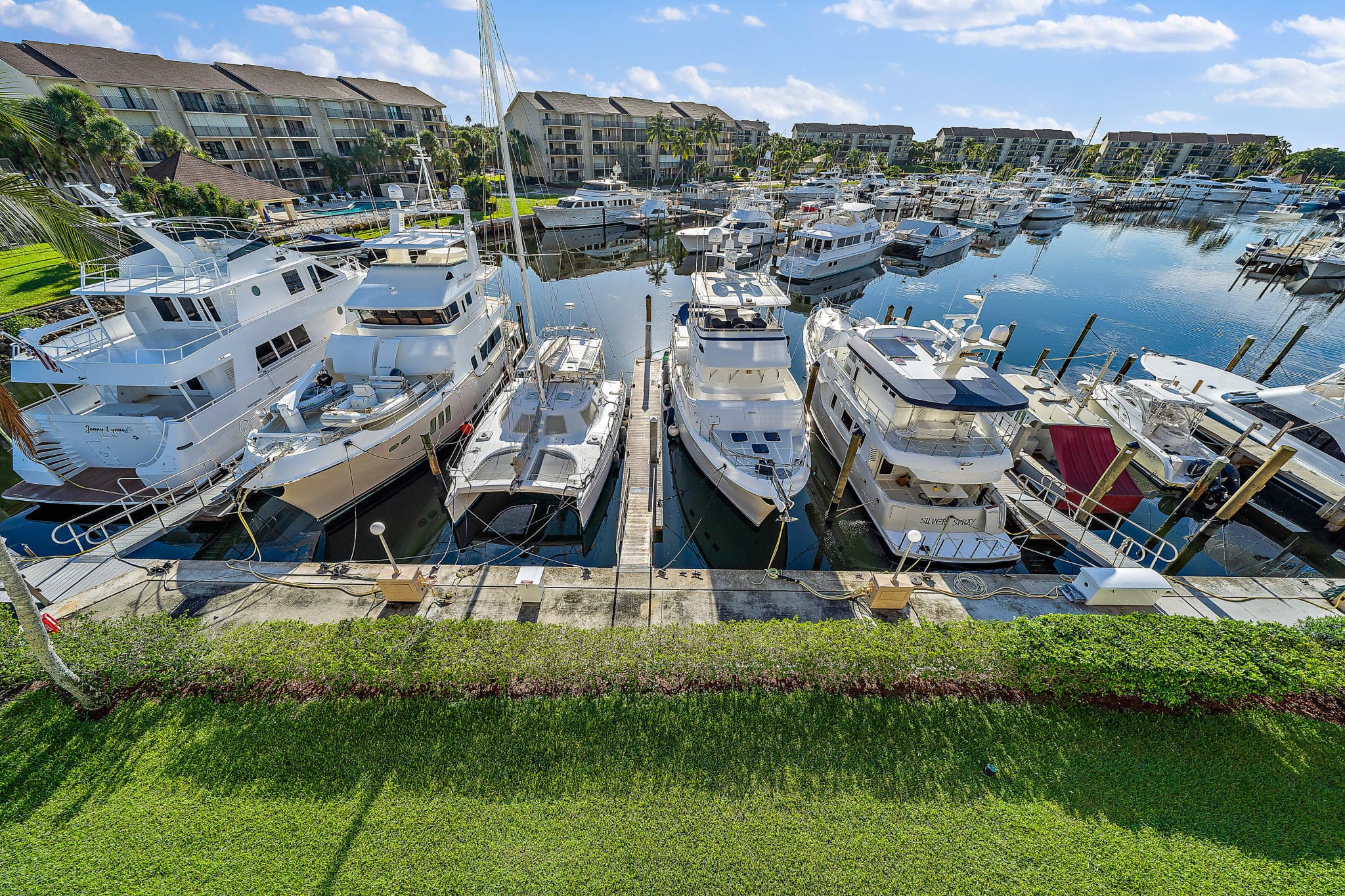 2601 Marina Isle Way 402, Jupiter, FL 33477 — photo 13 of 58