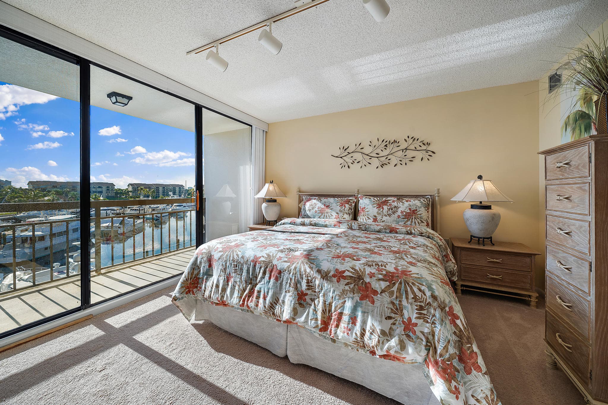 2601 Marina Isle Way 402, Jupiter, FL 33477 — photo 31 of 58