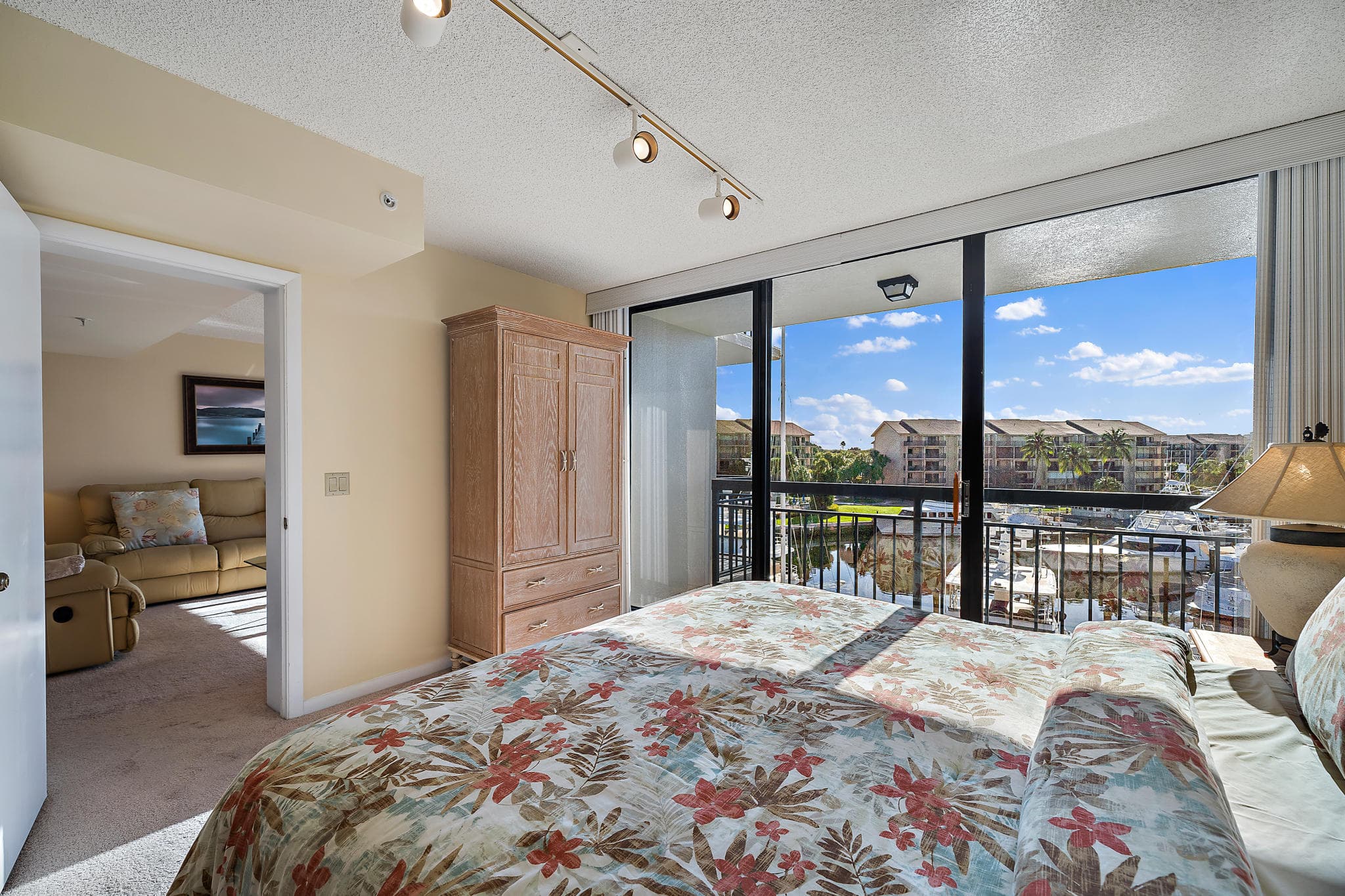 2601 Marina Isle Way 402, Jupiter, FL 33477 — photo 32 of 58