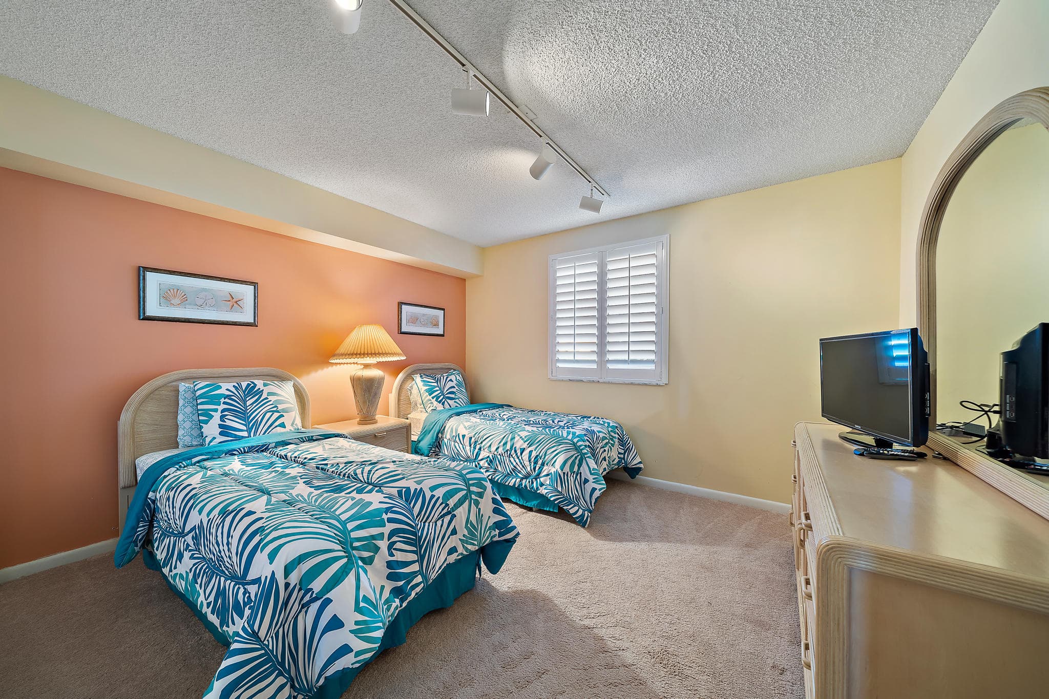 2601 Marina Isle Way 402, Jupiter, FL 33477 — photo 38 of 58