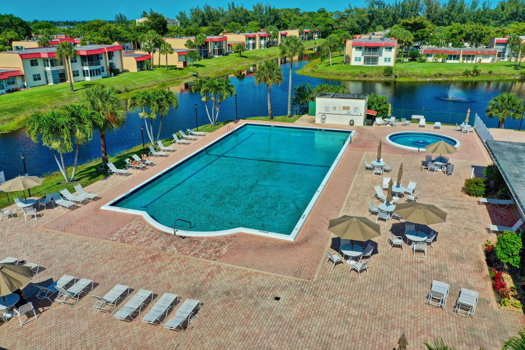 135 Lake Anne Drive, West Palm Beach, FL 33411 — photo 42 of 63