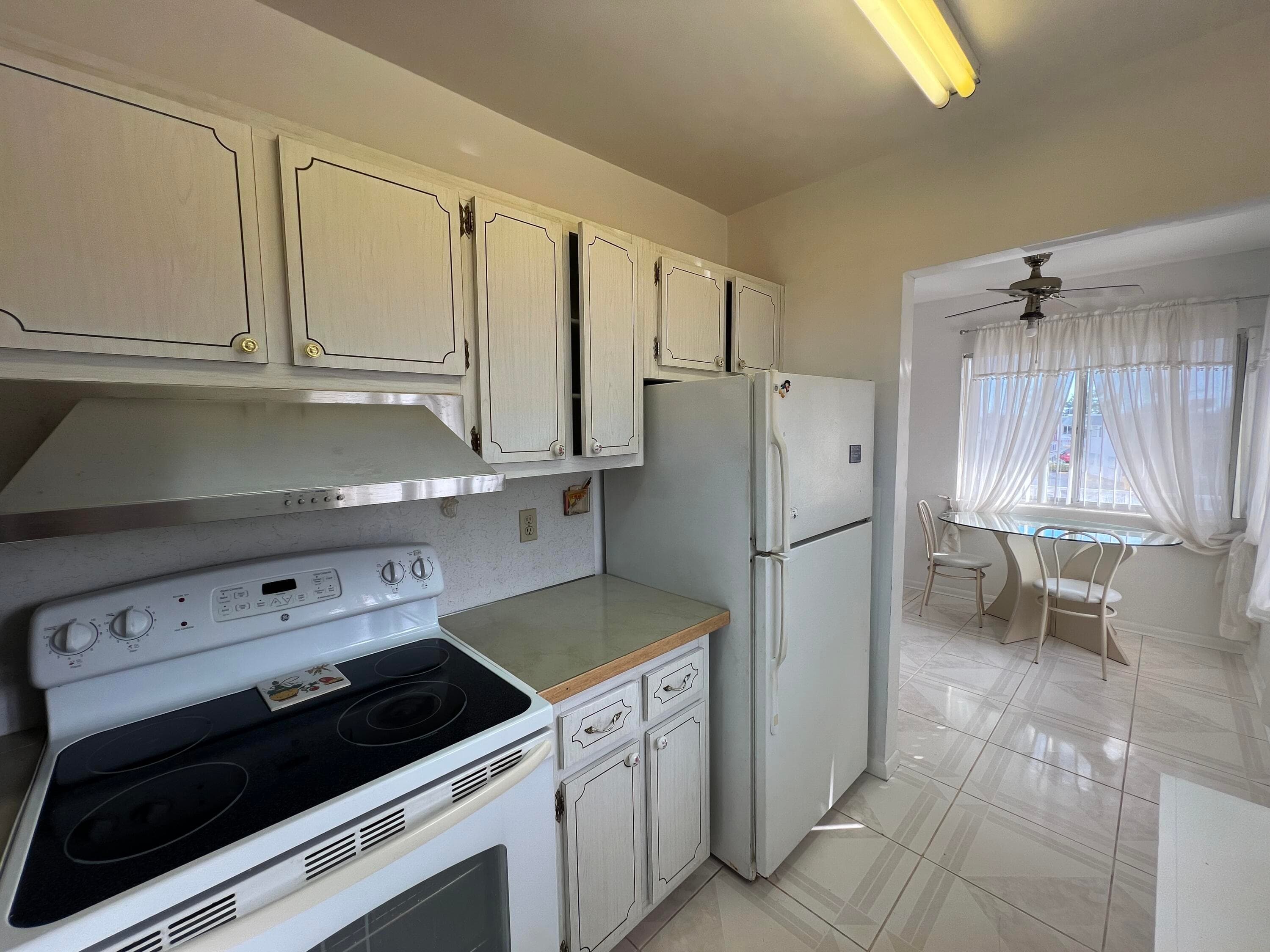 2840 Cynthia Lane 207, Lake Worth Beach, FL 33461 — photo 10 of 29