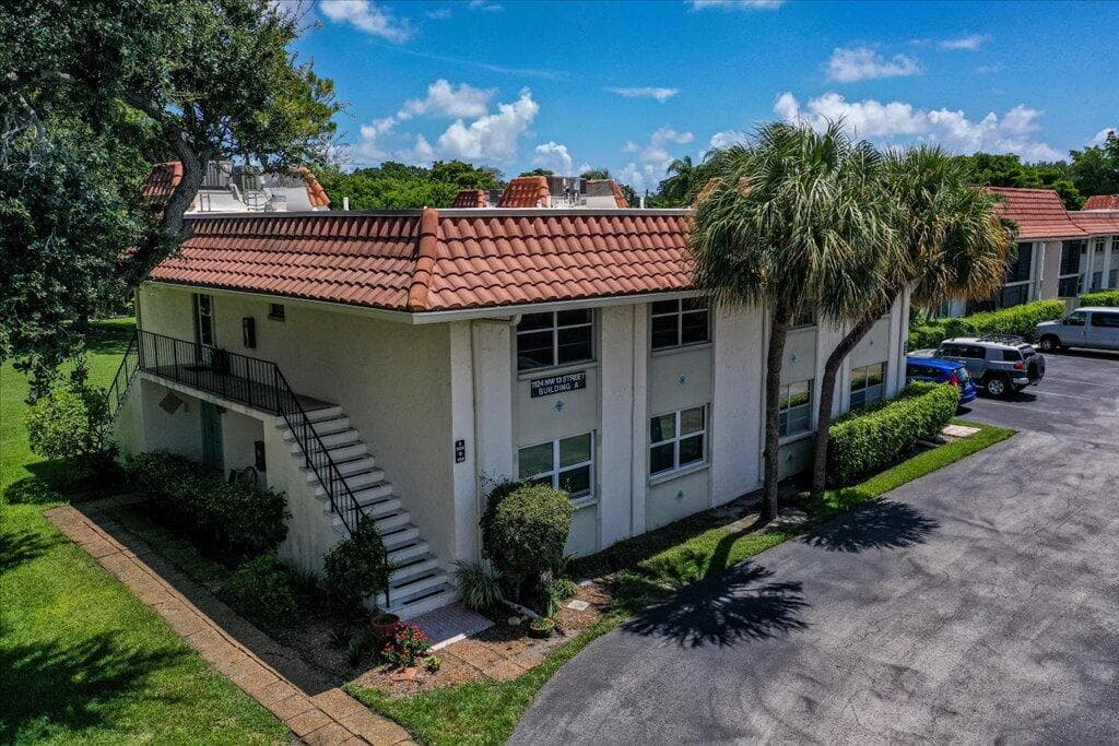 1124 NW 13th Street 120a, Boca Raton, FL 33486 — photo 2 of 23