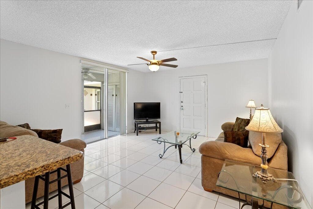 1124 NW 13th Street 120a, Boca Raton, FL 33486 — photo 5 of 23