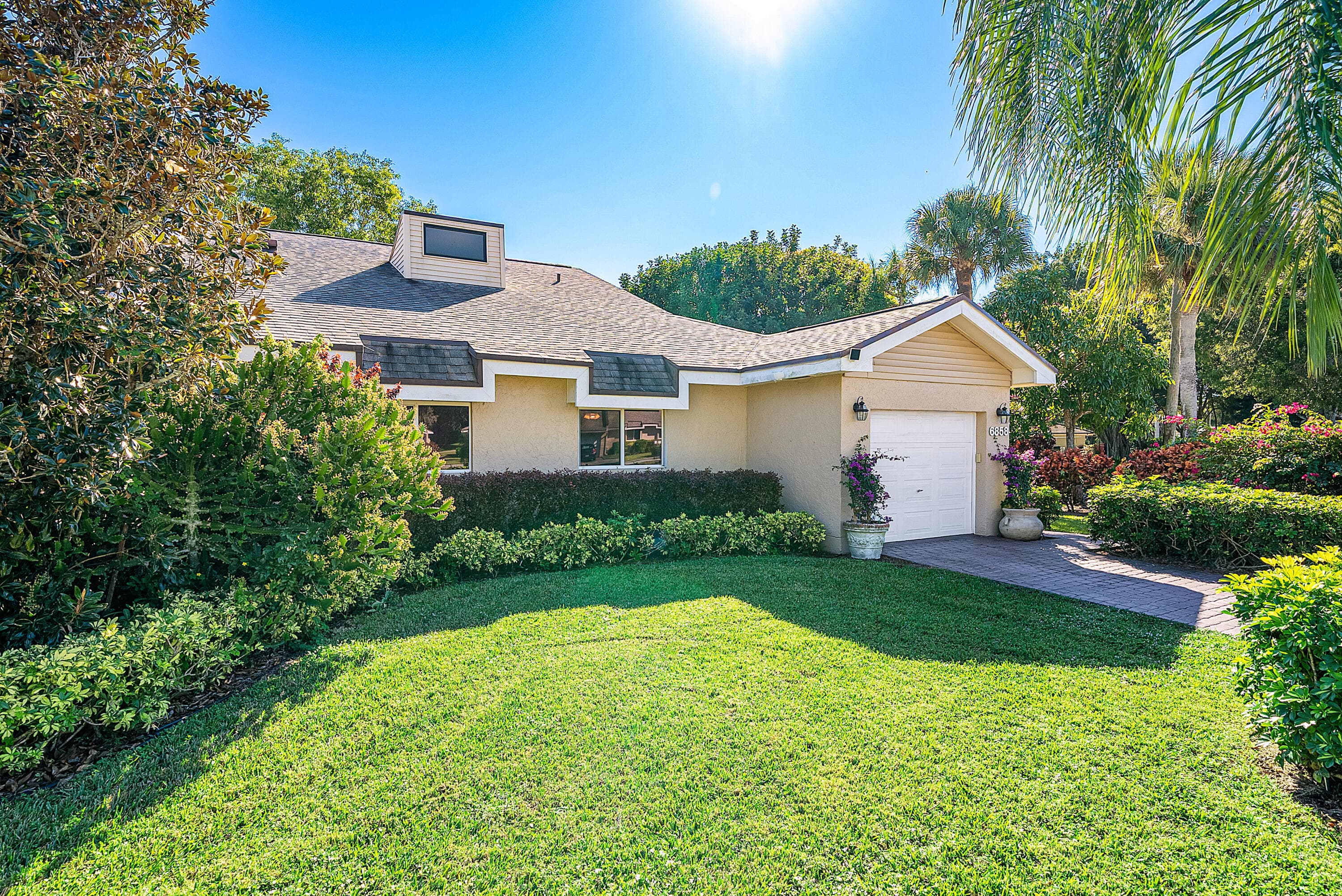 6858 Fountains Circle, Lake Worth, FL 33467 — photo 2 of 52