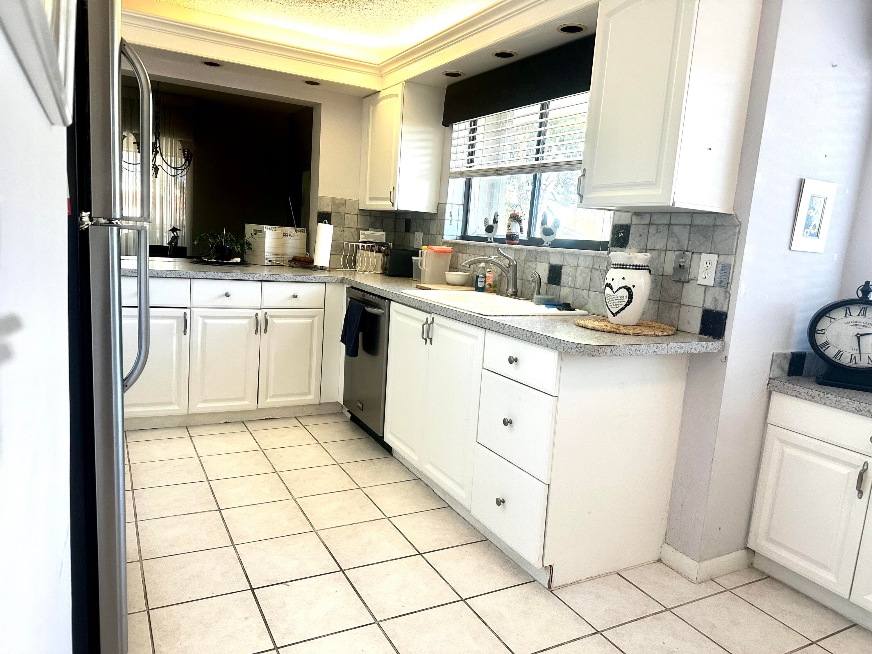 25 Pelican Pointe Drive 201, Delray Beach, FL 33483 — photo 2 of 35