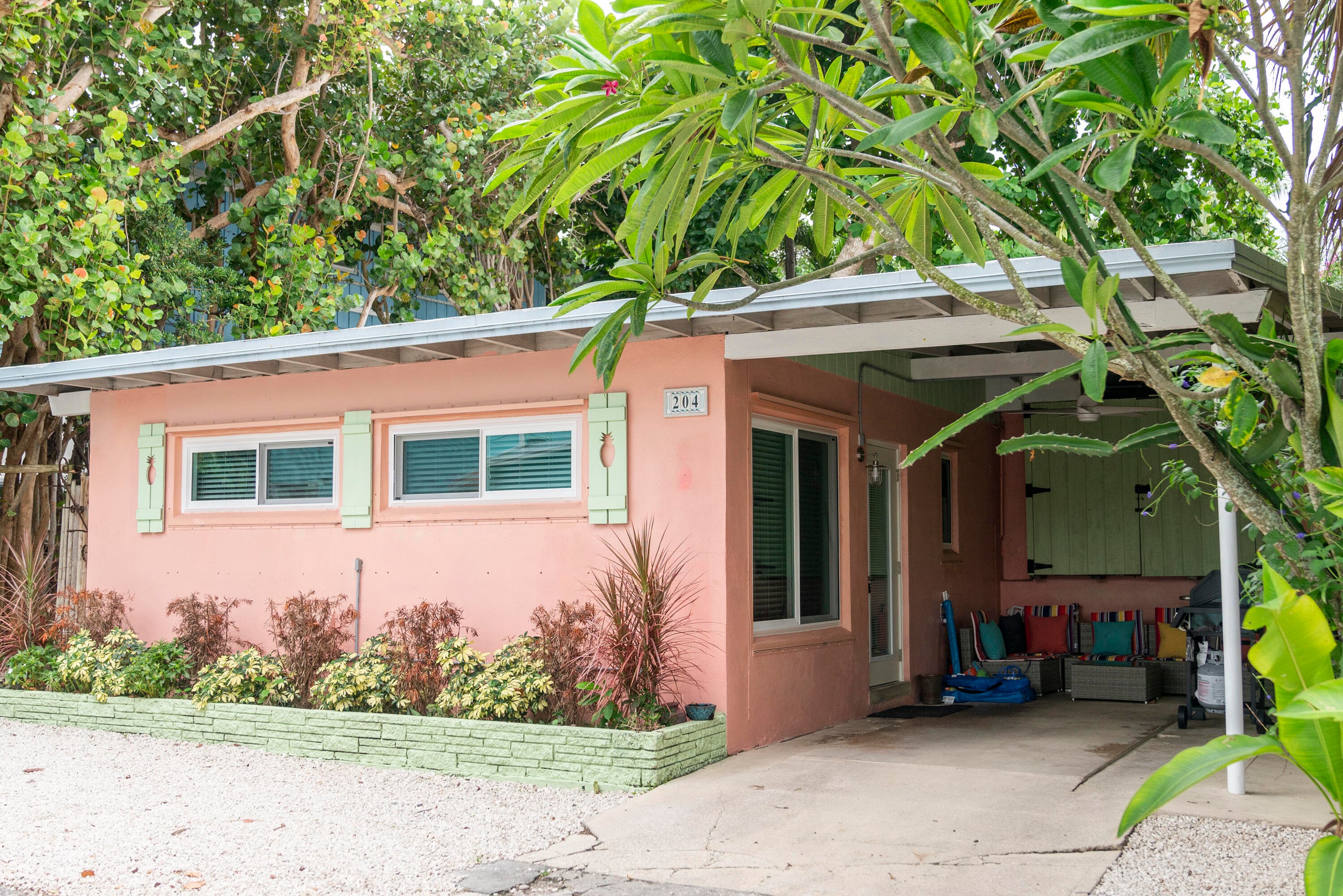204 Coral Road, Boynton Beach, FL 33435 — photo 1 of 43