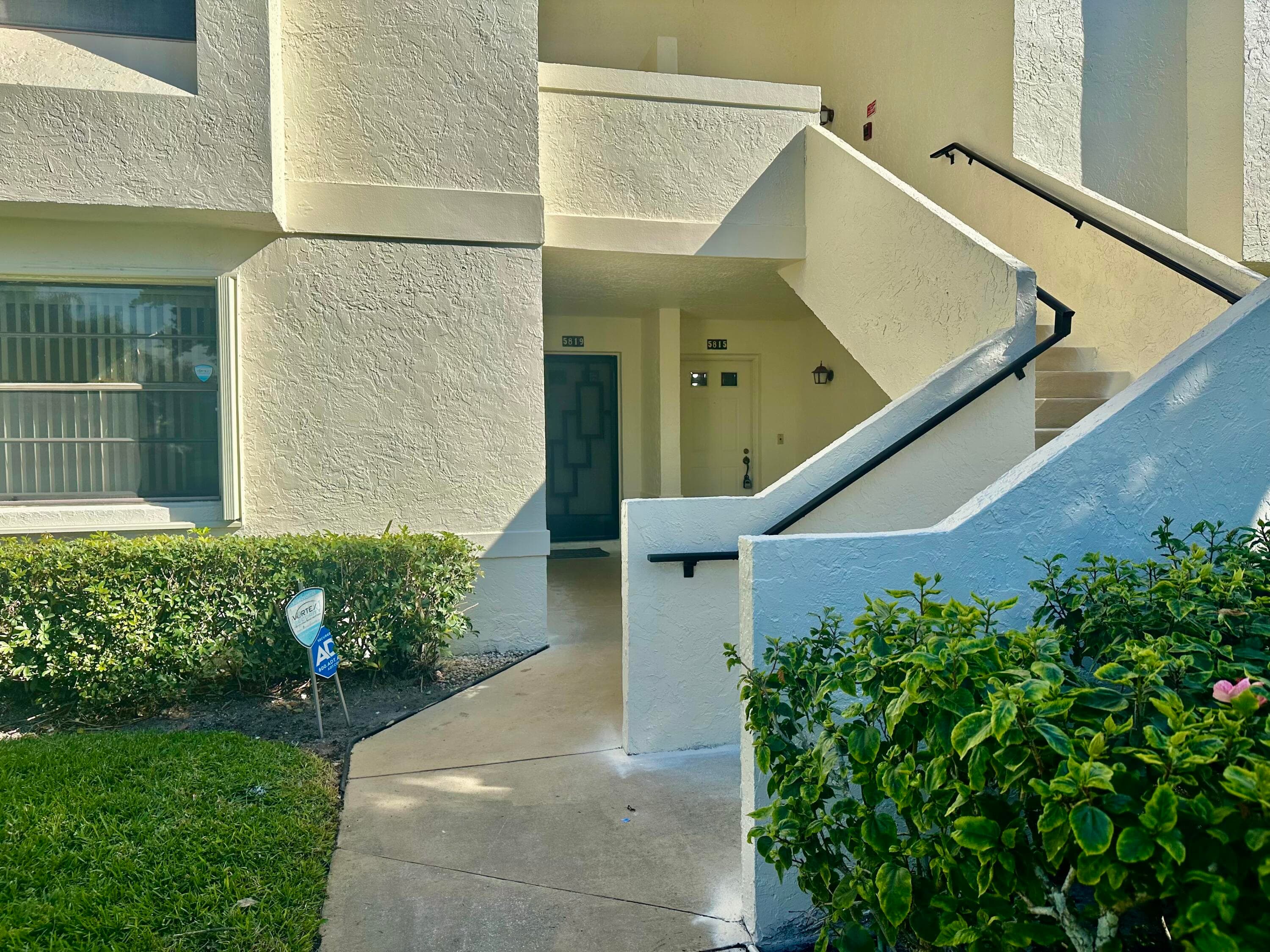 5819 Parkwalk Drive, Boynton Beach, FL 33472 — photo 1 of 42