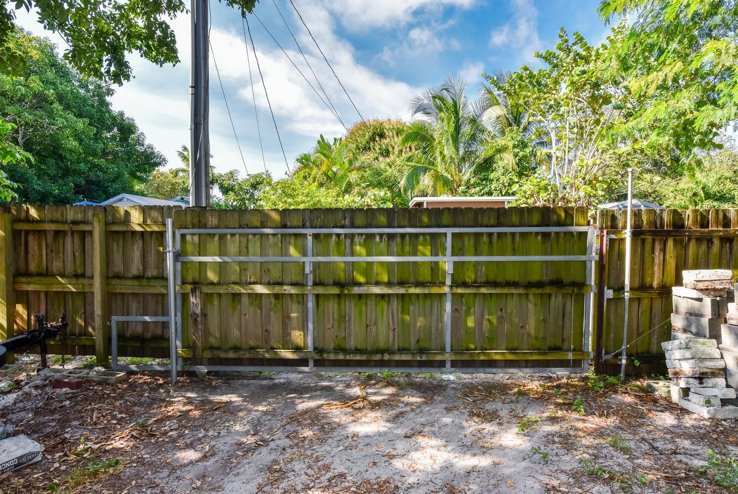 317 N D Street E, Lake Worth Beach, FL 33460 — photo 16 of 31