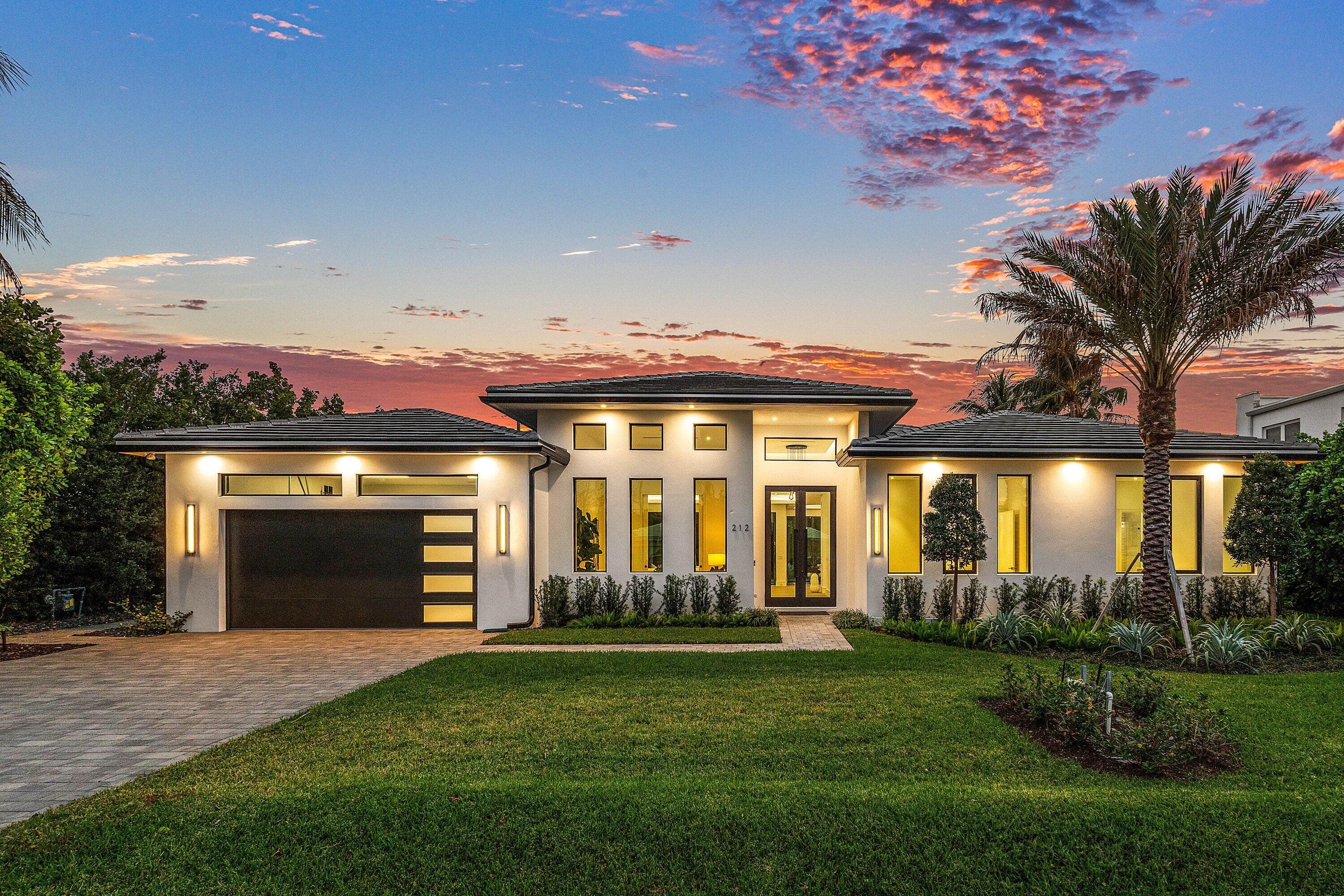 212 NW 18th Street, Delray Beach, FL 33444 — photo 1 of 84