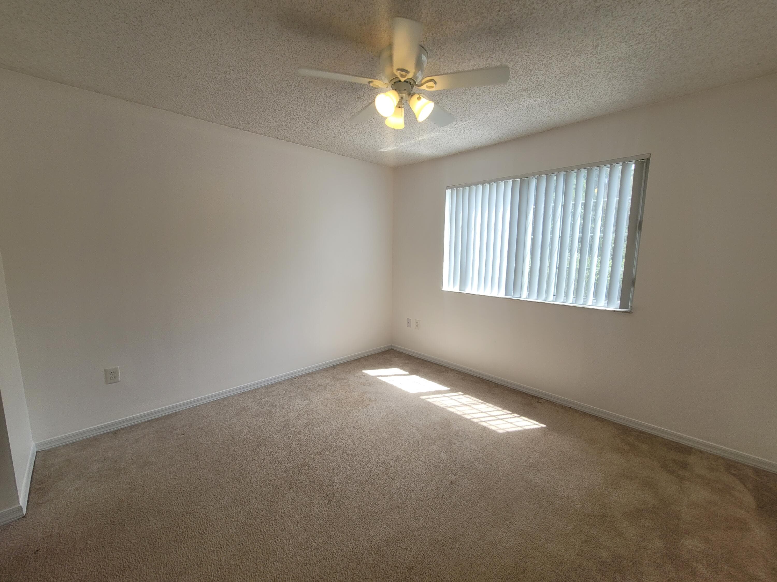4163 N Haverhill Road 1204, West Palm Beach, FL 33417 — photo 9 of 10