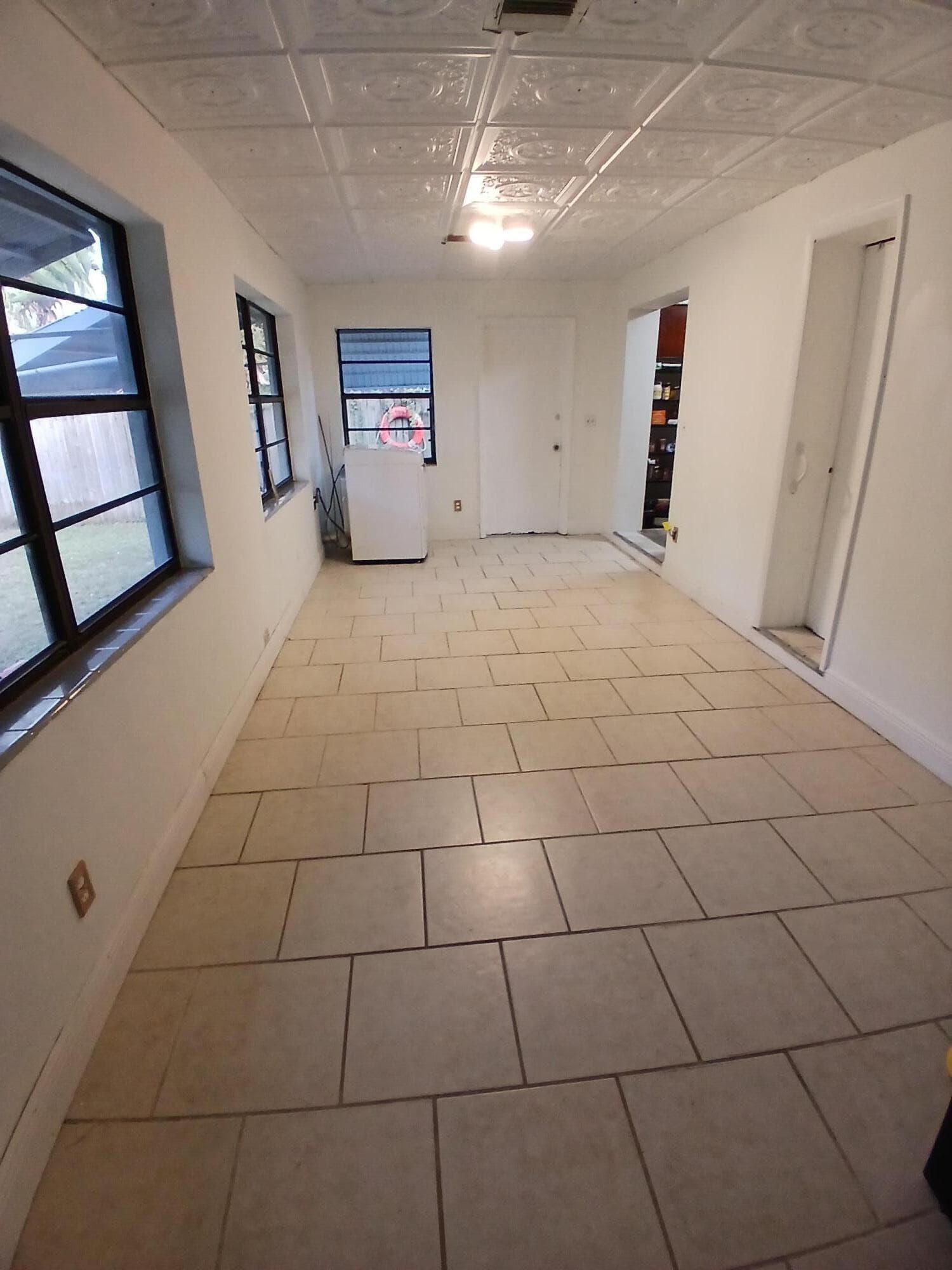 239 Gulfstream Blvd. ( Se 36 Ave.) Boulevard, Boynton Beach, FL 33435 — photo 5 of 6