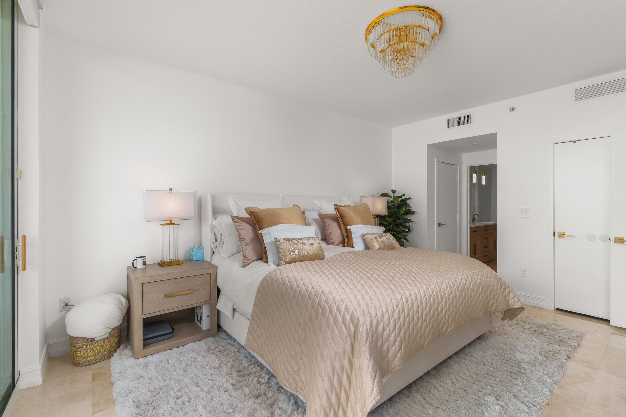 550 Okeechobee Boulevard 1409, West Palm Beach, FL 33401 — photo 14 of 54