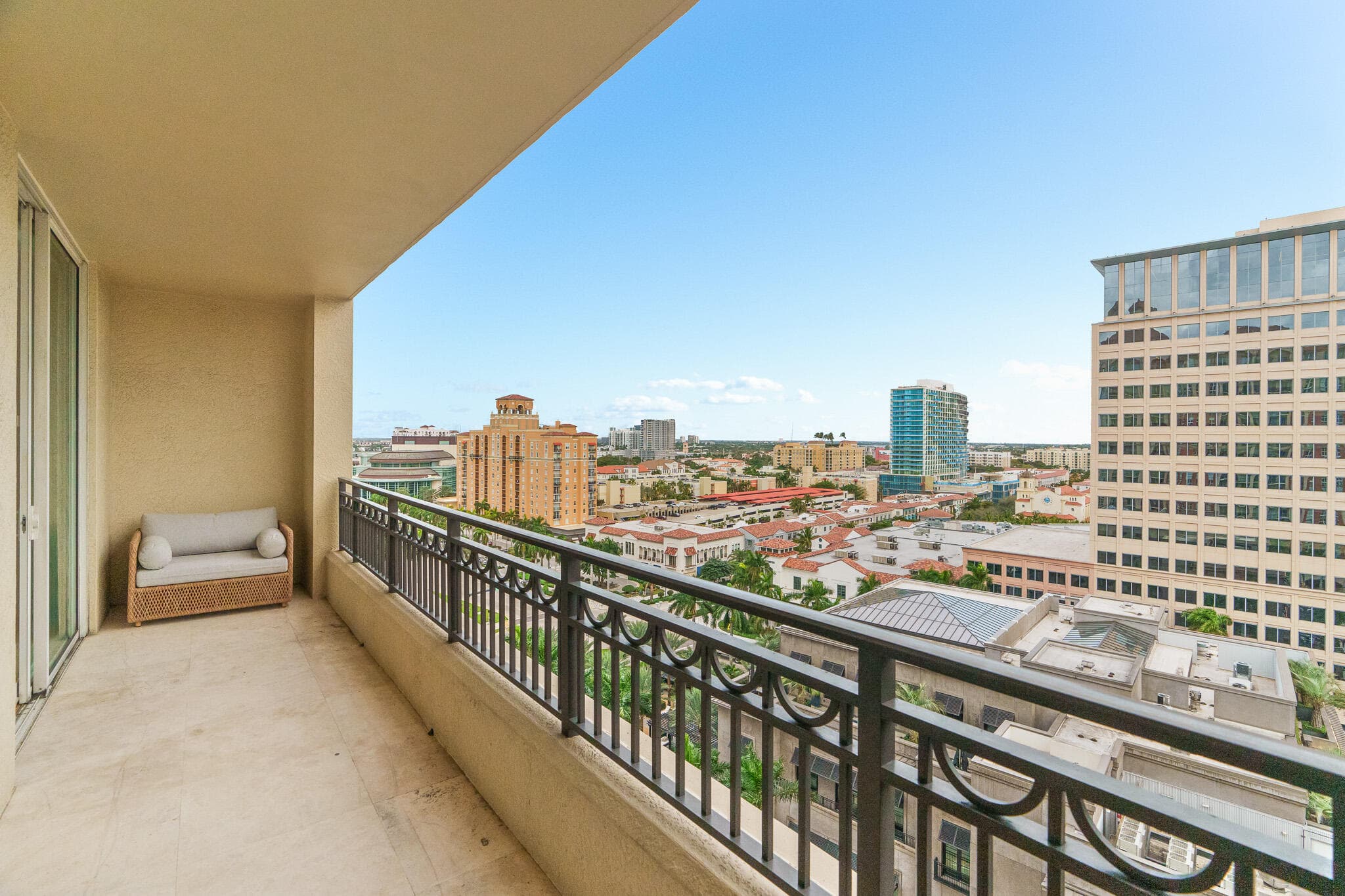 550 Okeechobee Boulevard 1409, West Palm Beach, FL 33401 — photo 25 of 54