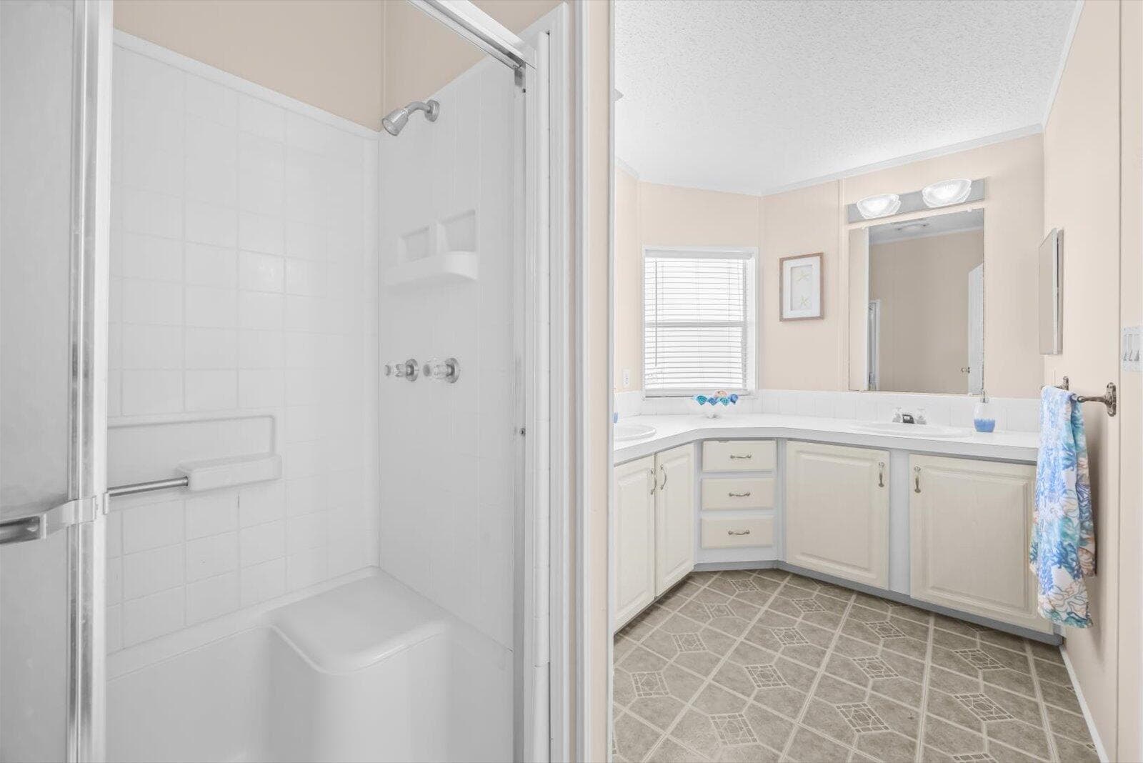 3805 Doral Court, Port St. Lucie, FL 34952 — photo 19 of 43