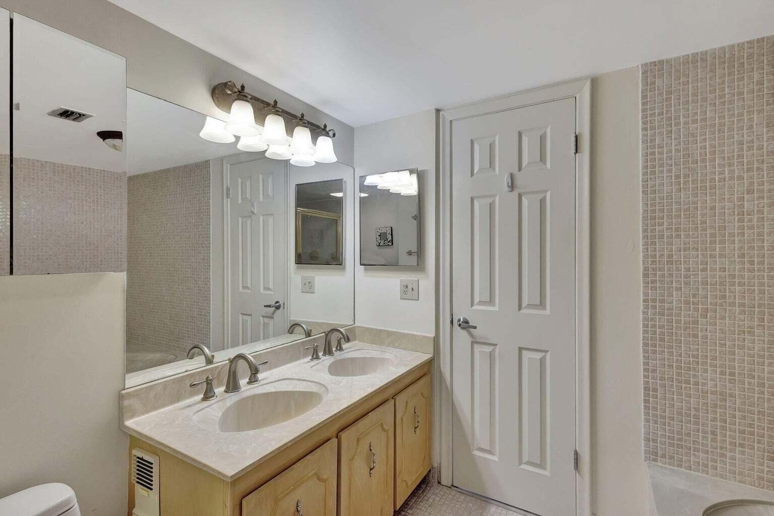 4200 N Ocean Drive 2-201, Singer Island, FL 33404 — photo 45 of 68