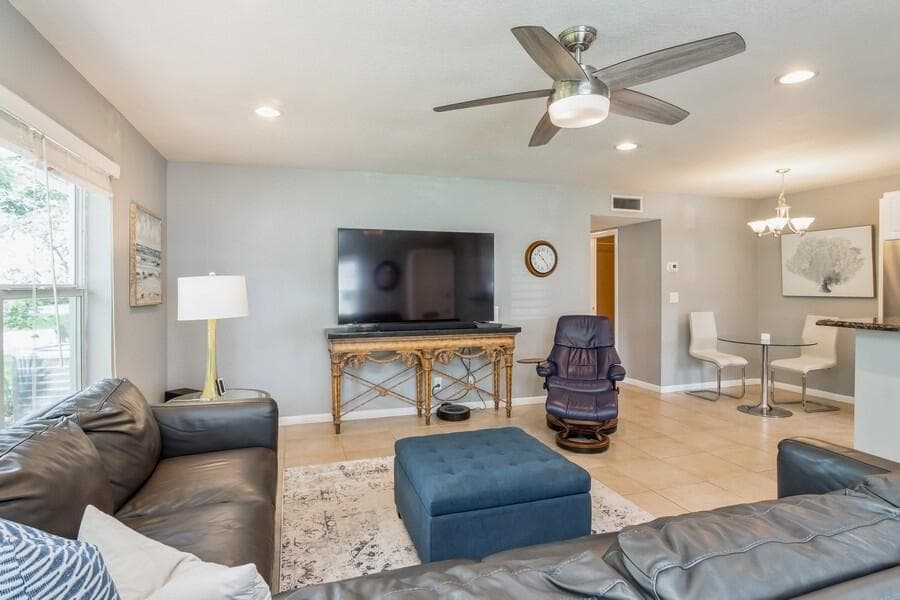 1230 S Drive Way A, Delray Beach, FL 33445 — photo 5 of 26