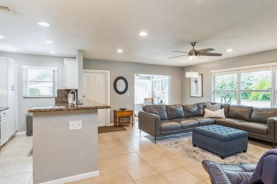 1230 S Drive Way A, Delray Beach, FL 33445 — photo 12 of 26