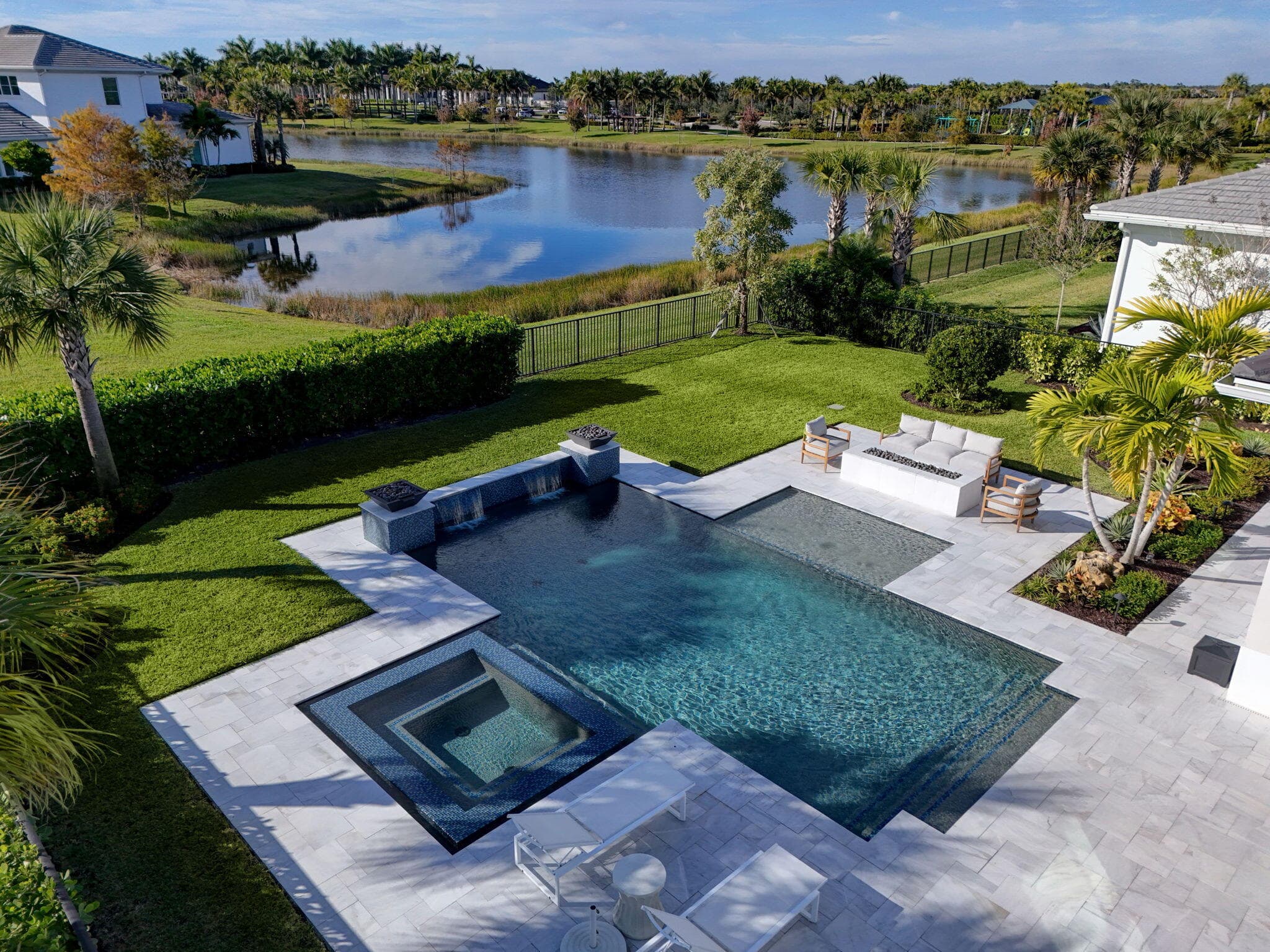 9261 Coral Isles Circle, Palm Beach Gardens, FL 33412 — photo 16 of 158