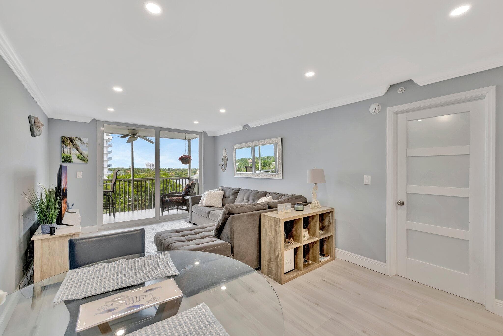 1505 N Riverside Drive 507, Pompano Beach, FL 33062 — photo 10 of 39