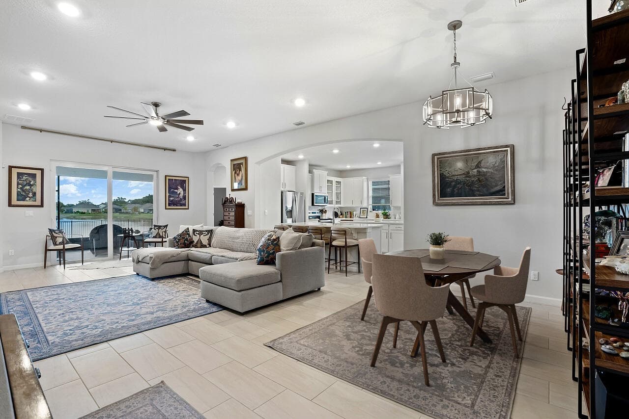 194 52nd Square, Vero Beach, FL 32968 — photo 4 of 30