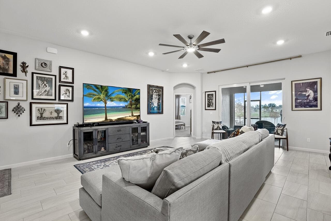 194 52nd Square, Vero Beach, FL 32968 — photo 11 of 30