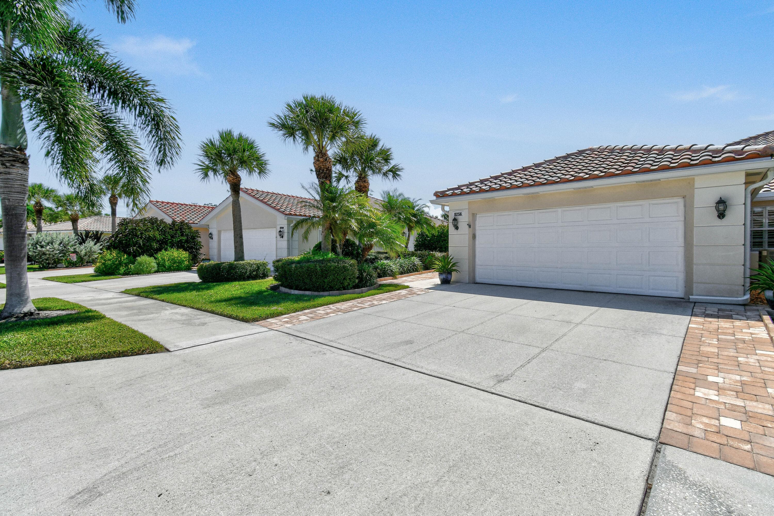 8256 SE Paurotis Lane, Hobe Sound, FL 33455 — photo 3 of 77