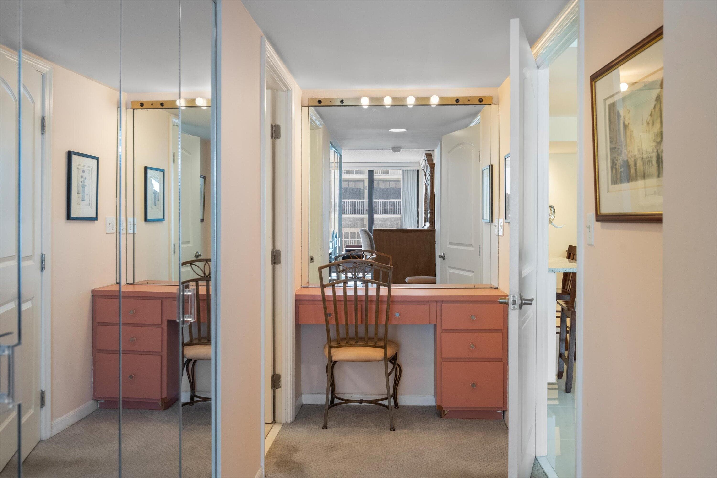 3250 S Ocean Boulevard 401s, Palm Beach, FL 33480 — photo 18 of 38