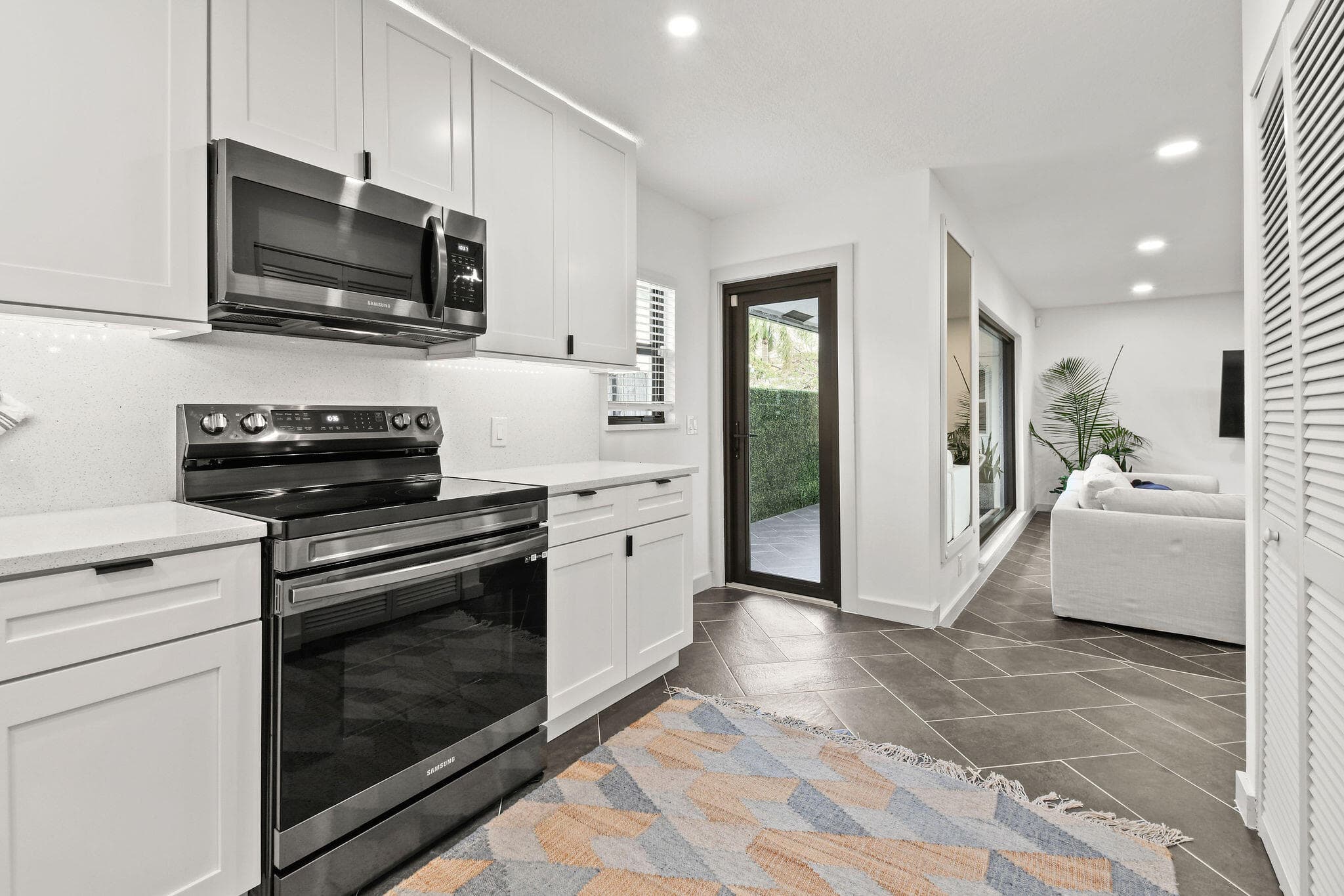630 NE 15th Place, Boynton Beach, FL 33435 — photo 12 of 29