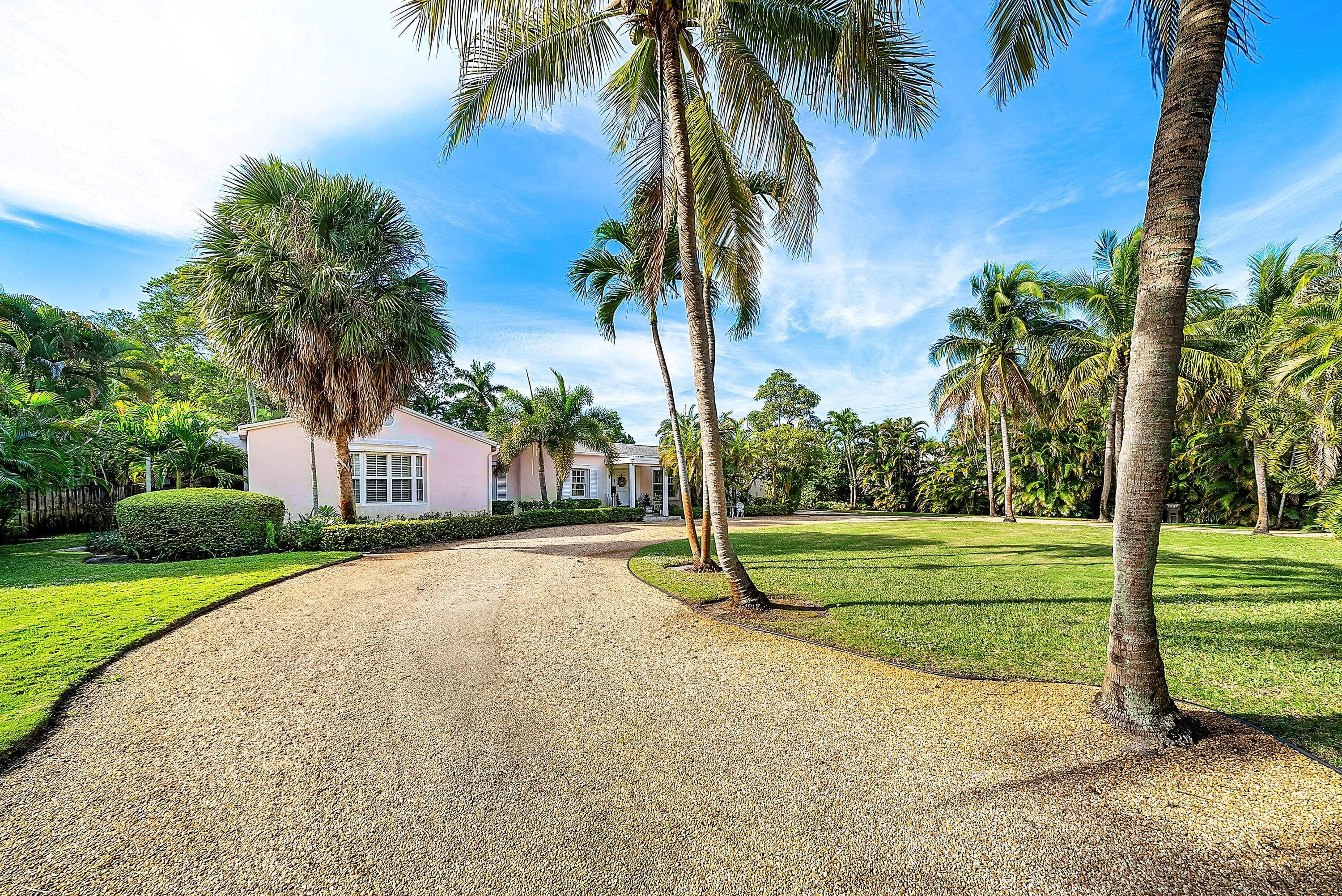 1202 N Swinton Avenue, Delray Beach, FL 33444 — photo 3 of 32
