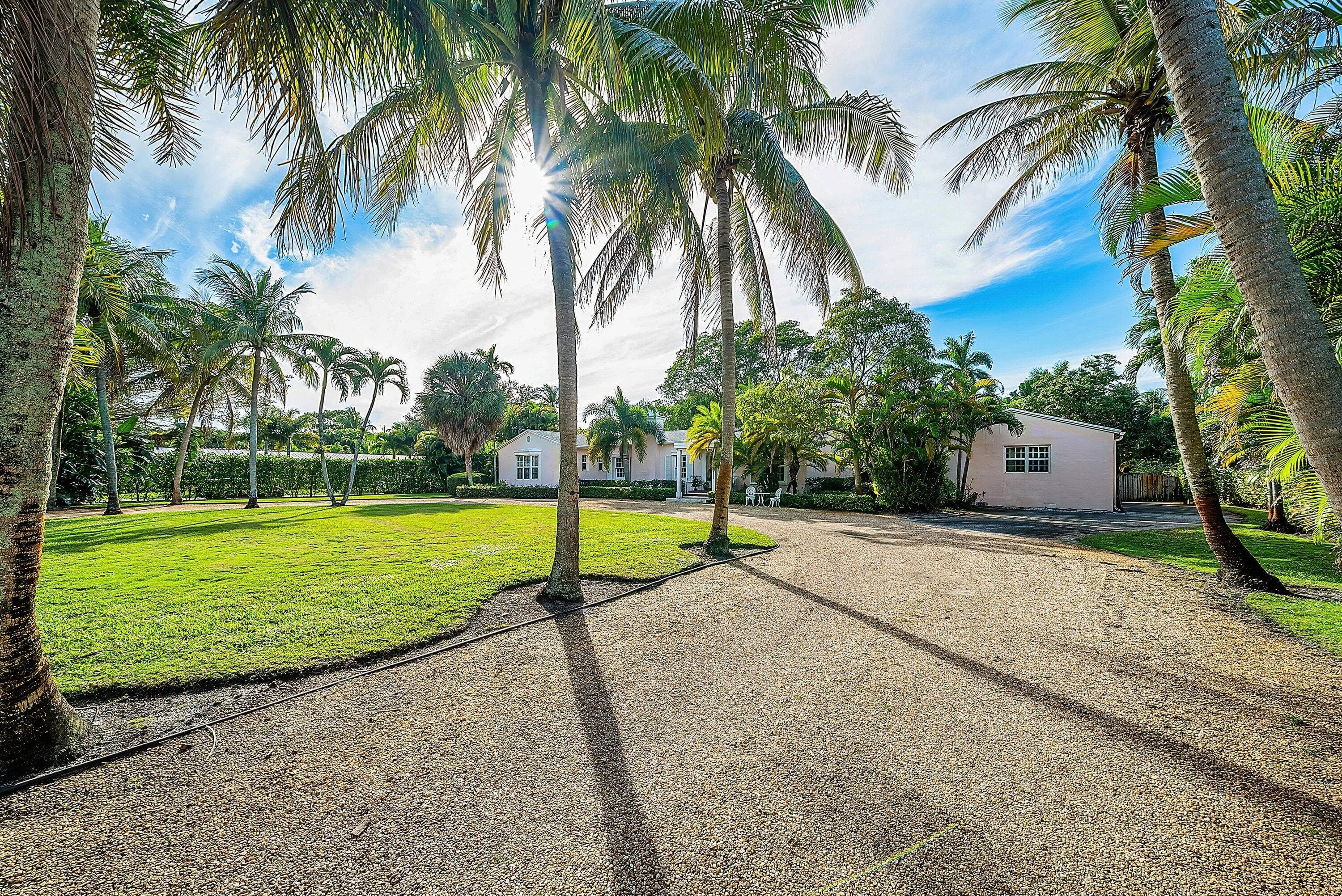 1202 N Swinton Avenue, Delray Beach, FL 33444 — photo 4 of 32