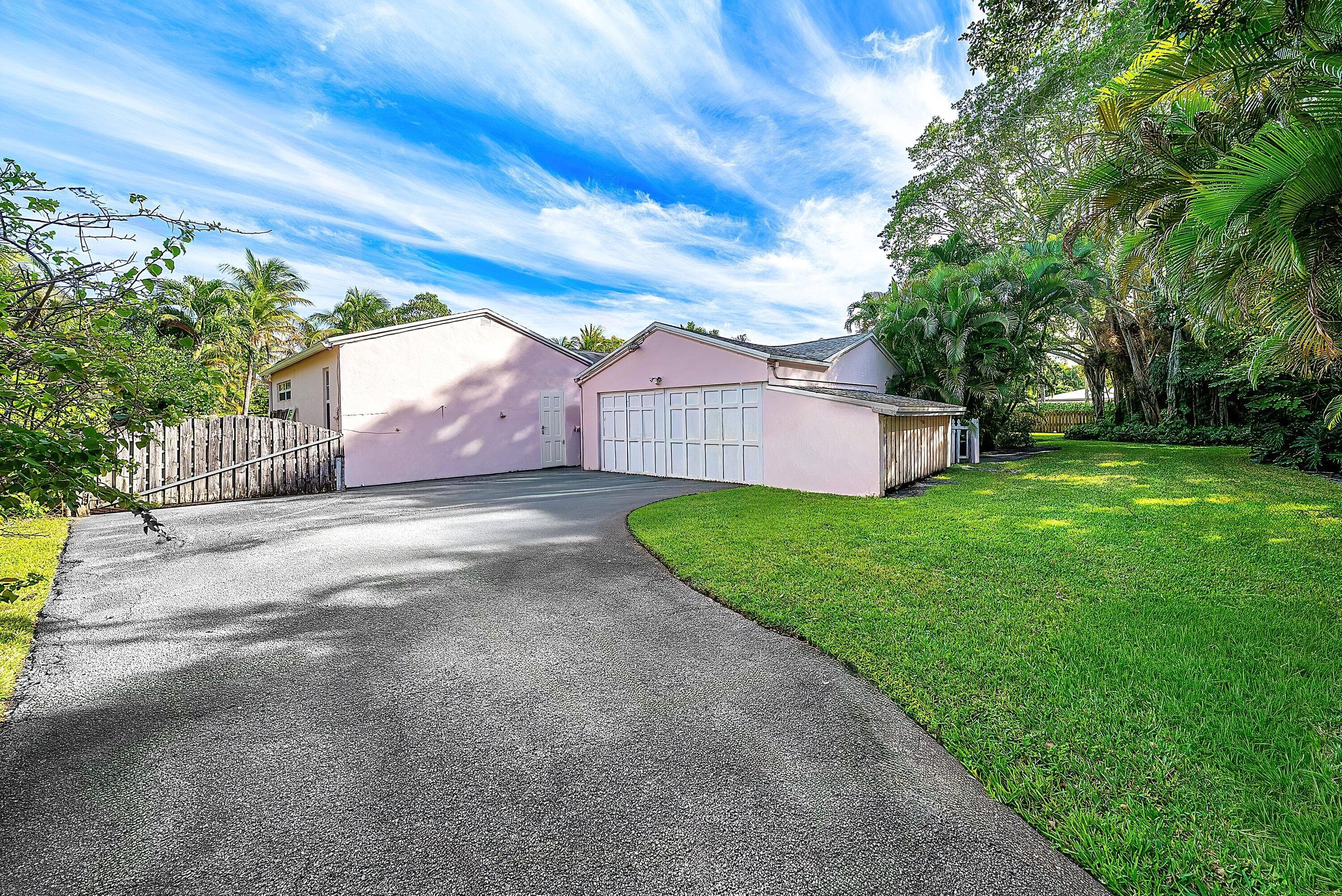 1202 N Swinton Avenue, Delray Beach, FL 33444 — photo 7 of 32