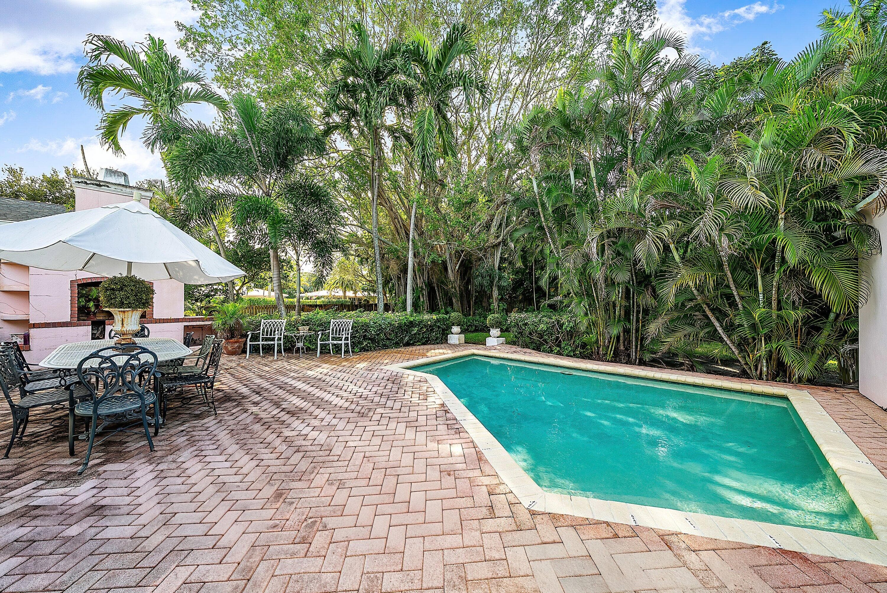 1202 N Swinton Avenue, Delray Beach, FL 33444 — photo 13 of 32