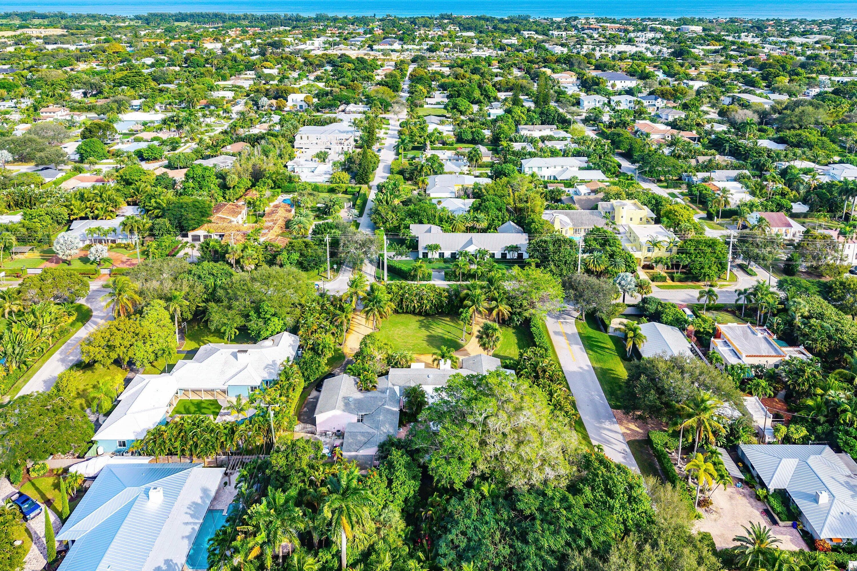 1202 N Swinton Avenue, Delray Beach, FL 33444 — photo 23 of 32
