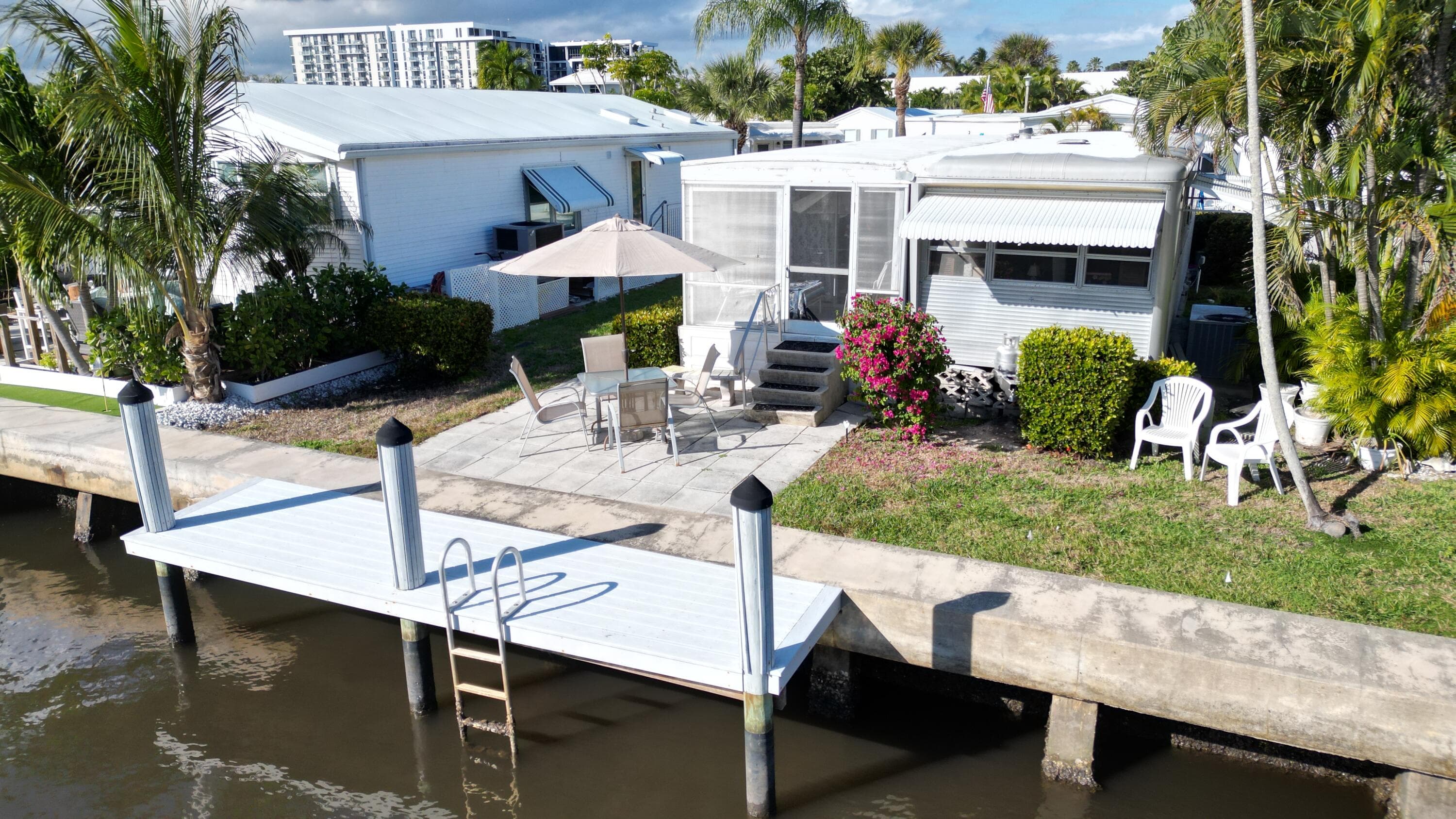 203 S Ibis Drive R, Briny Breezes, FL 33435 — photo 2 of 27