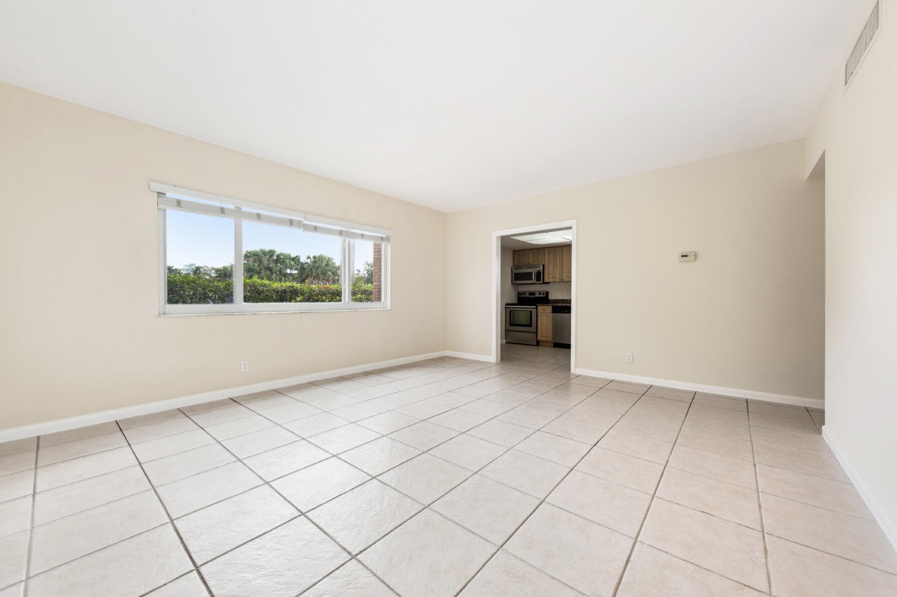 1000 NE 9th Avenue 1, Delray Beach, FL 33483 — photo 4 of 14