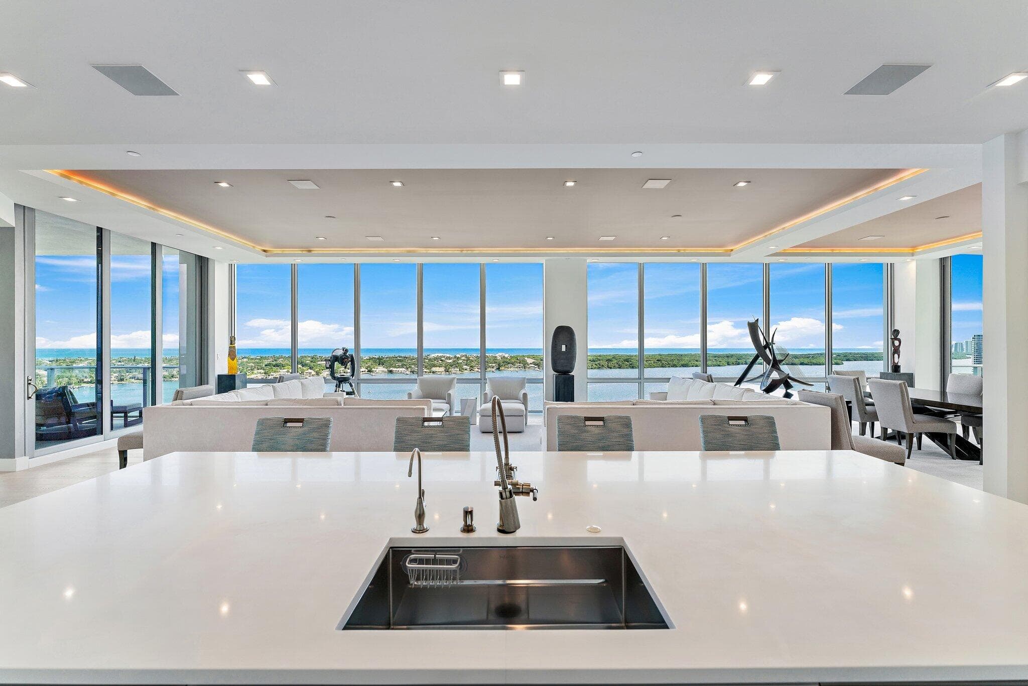 3 Water Club Way 1902, North Palm Beach, FL 33408 — photo 10 of 93
