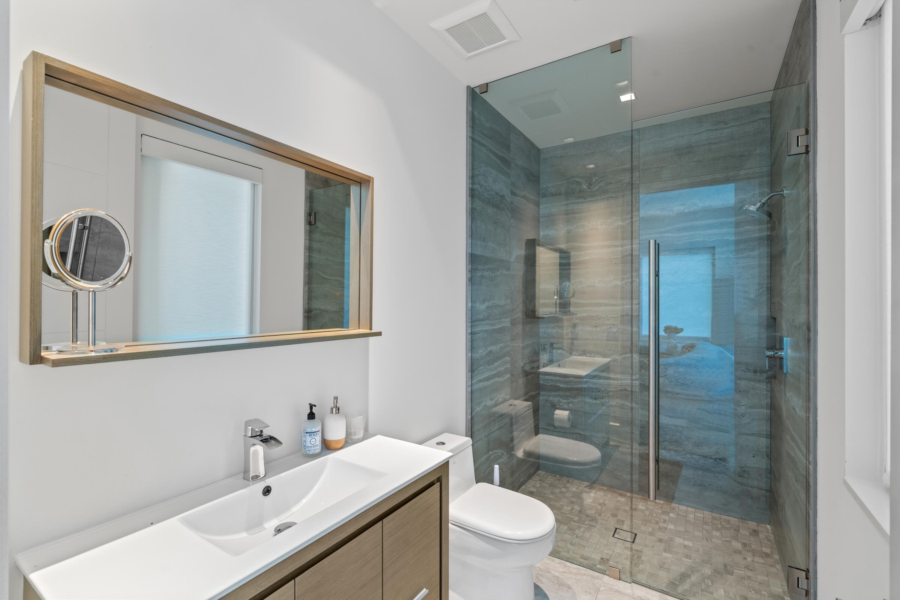 6238 N Ocean Boulevard, Ocean Ridge, FL 33435 — photo 18 of 36